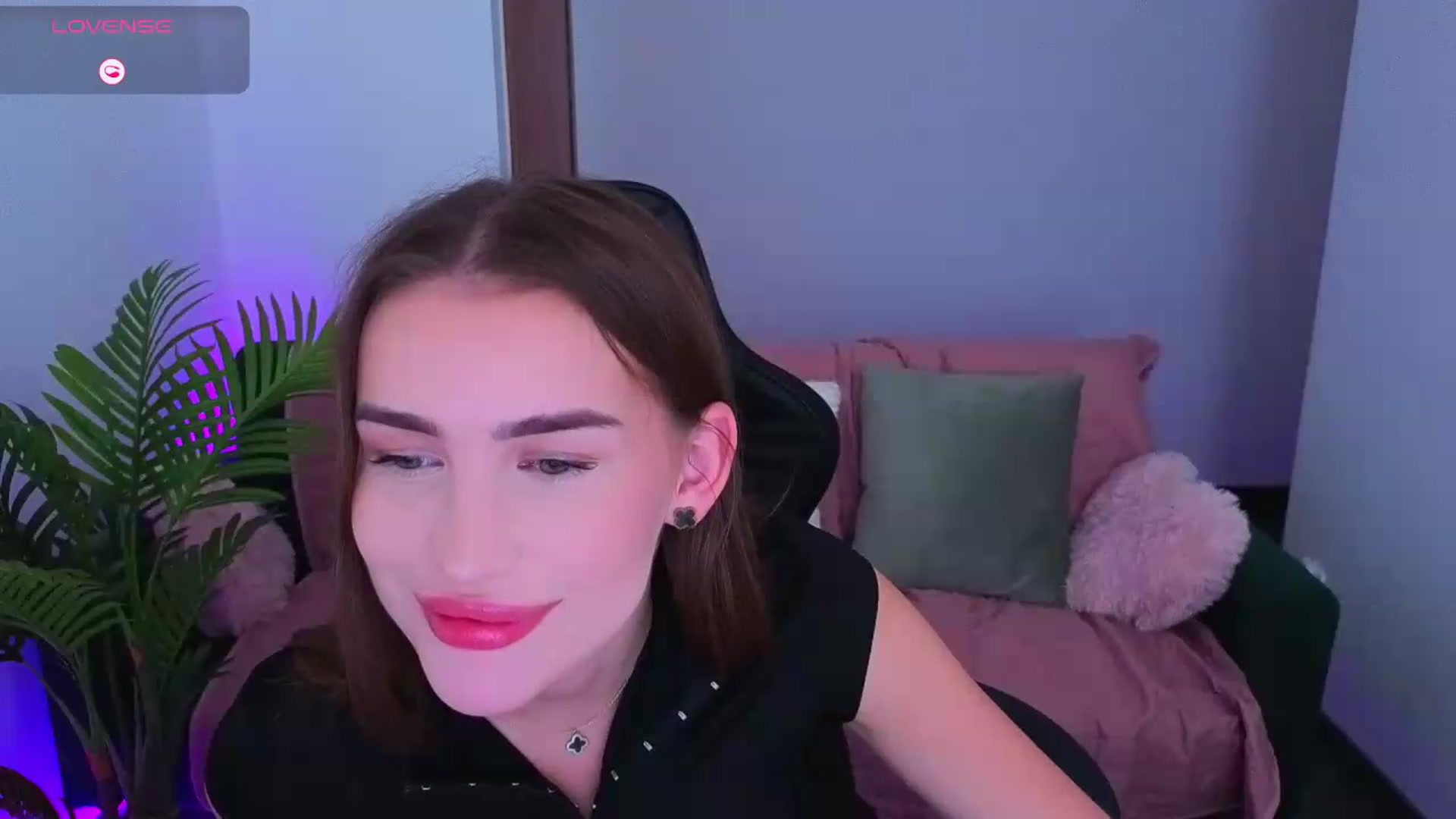 Gallery image thumbnail from Blare's myfreecams stream on, 09/05/2026, 19:42 image 6 of 20