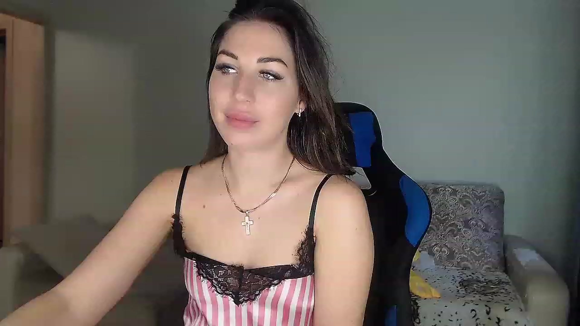 Gallery image thumbnail from Blaze_me's myfreecams stream on, 12/05/2022, 10:03 image 19 of 20