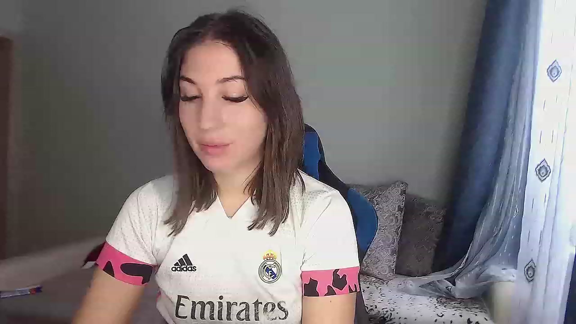 Gallery image thumbnail from Blaze_me's myfreecams stream on, 12/31/2022, 05:30 image 17 of 20
