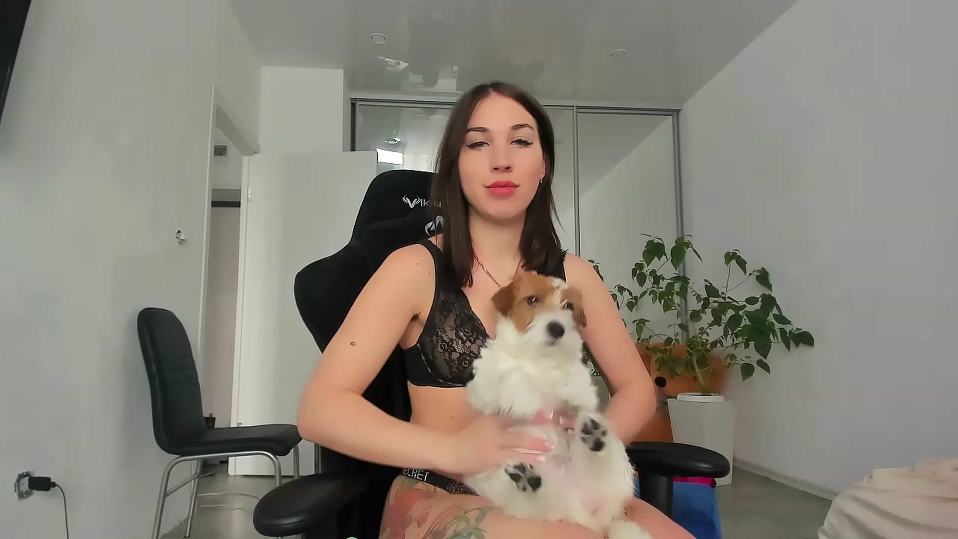 Gallery image thumbnail from Blaze_me's myfreecams stream on, 02/18/2023, 08:35 image 6 of 20