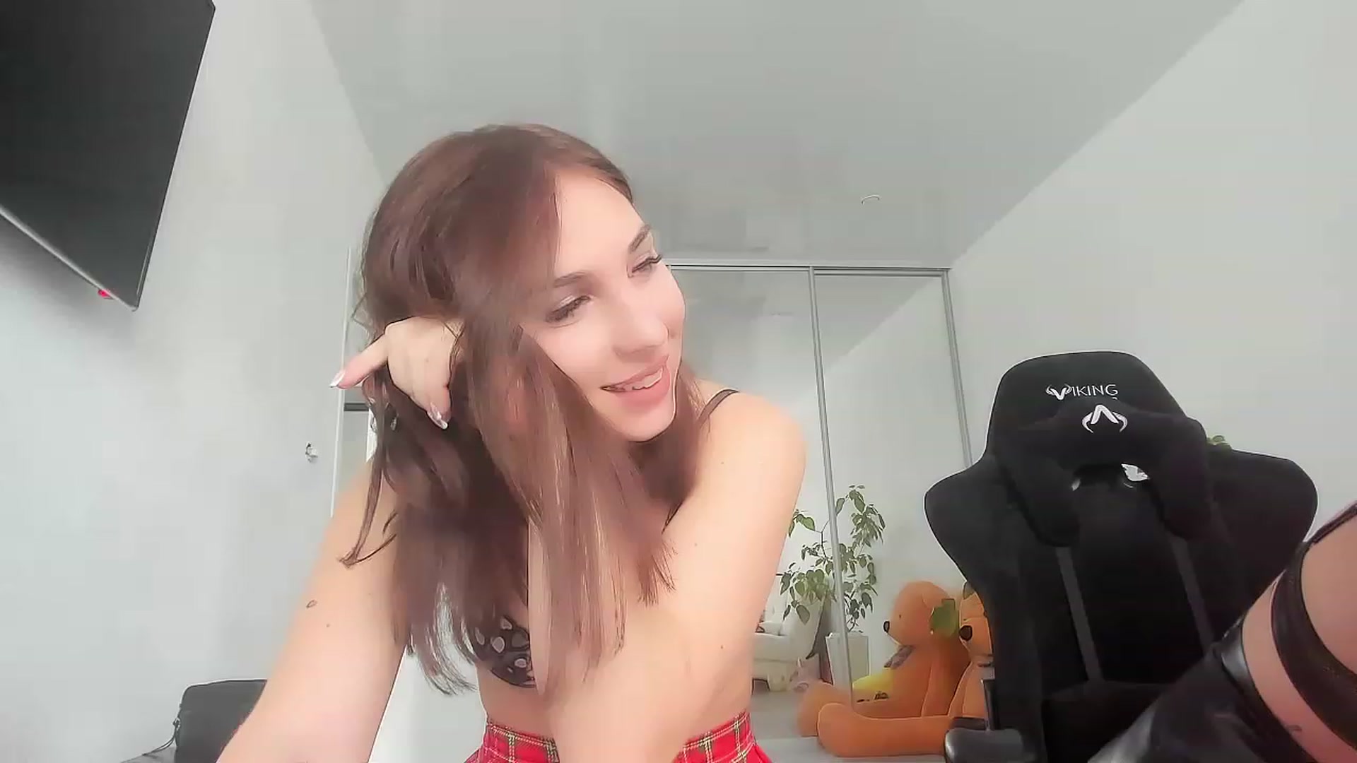Gallery image thumbnail from Blaze_me's myfreecams stream on, 02/23/2023, 06:56 image 13 of 20