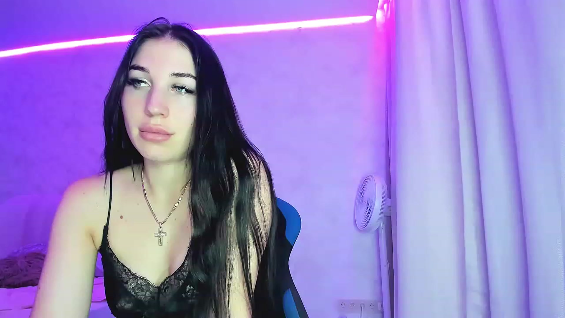 Gallery image thumbnail from Blaze_me's myfreecams stream on, 07/11/2023, 06:53 image 14 of 20