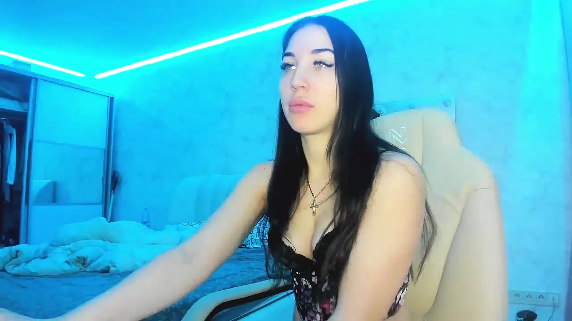 Gallery image thumbnail from Blaze_me's myfreecams stream on, 11/03/2023, 05:32 image 6 of 20
