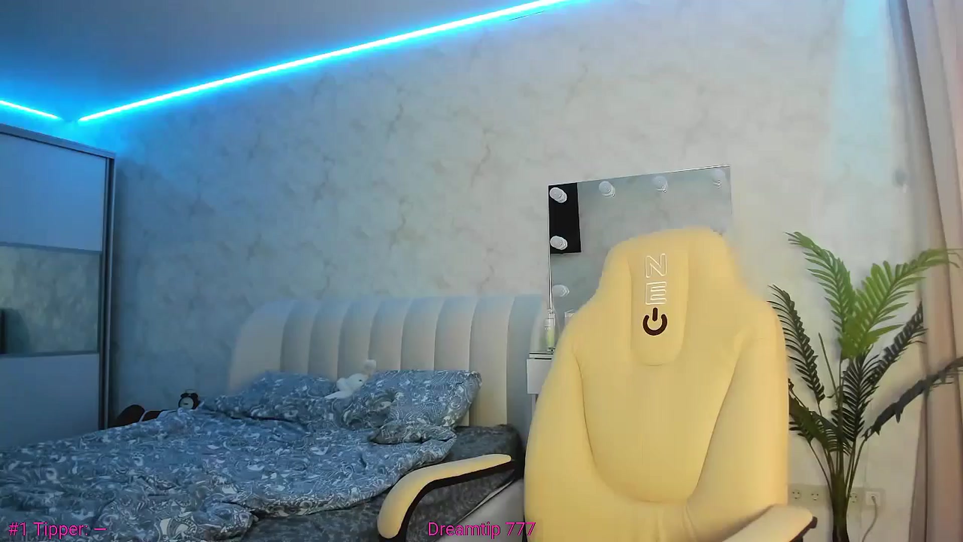 Gallery image thumbnail from Blaze_me's myfreecams stream on, 05/15/2024, 06:03 image 1 of 20