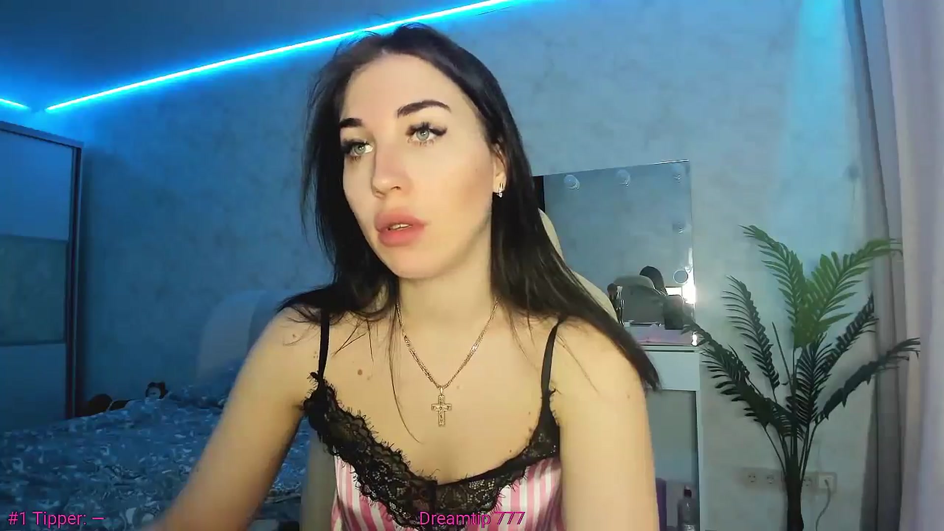 Gallery image thumbnail from Blaze_me's myfreecams stream on, 05/15/2024, 06:03 image 8 of 20