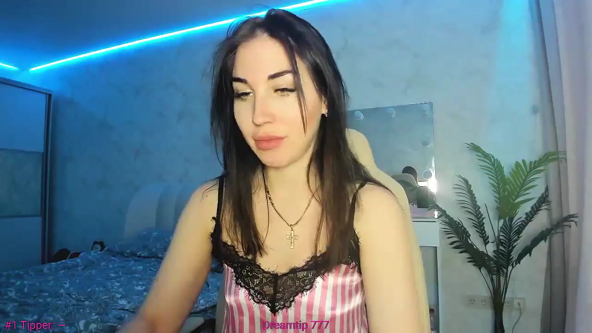 Gallery image thumbnail from Blaze_me's myfreecams stream on, 05/15/2024, 06:03 image 7 of 20