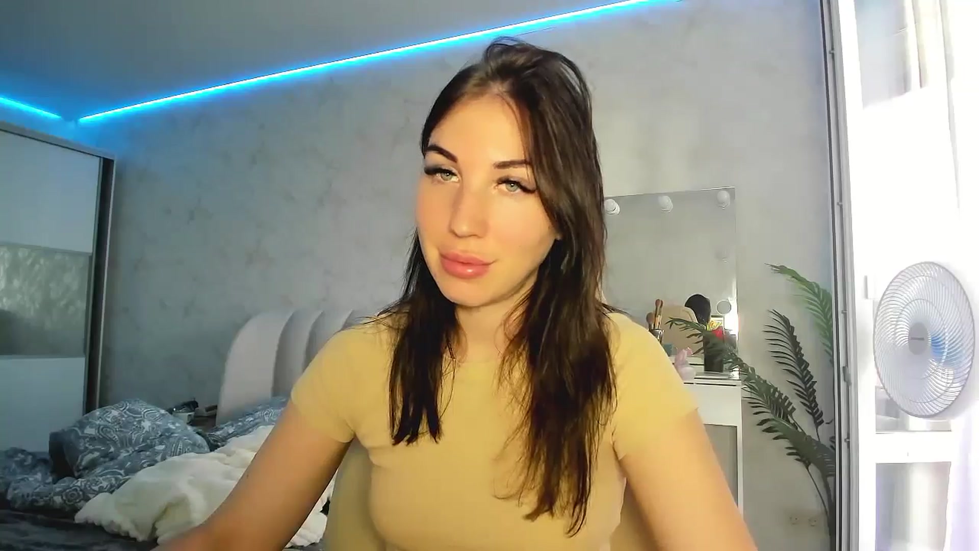 Gallery image thumbnail from Blaze_me's myfreecams stream on, 07/03/2024, 04:48 image 12 of 20