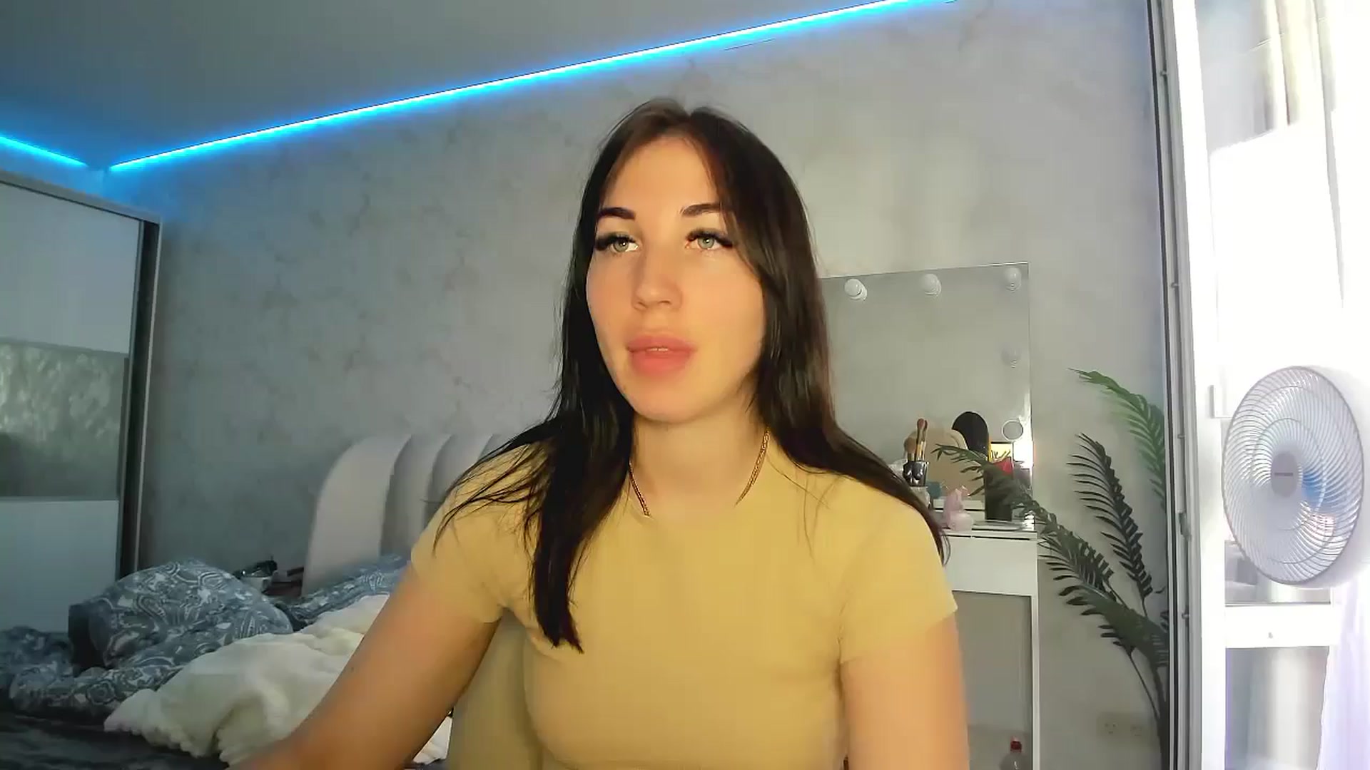 Gallery image thumbnail from Blaze_me's myfreecams stream on, 07/03/2024, 04:48 image 1 of 20