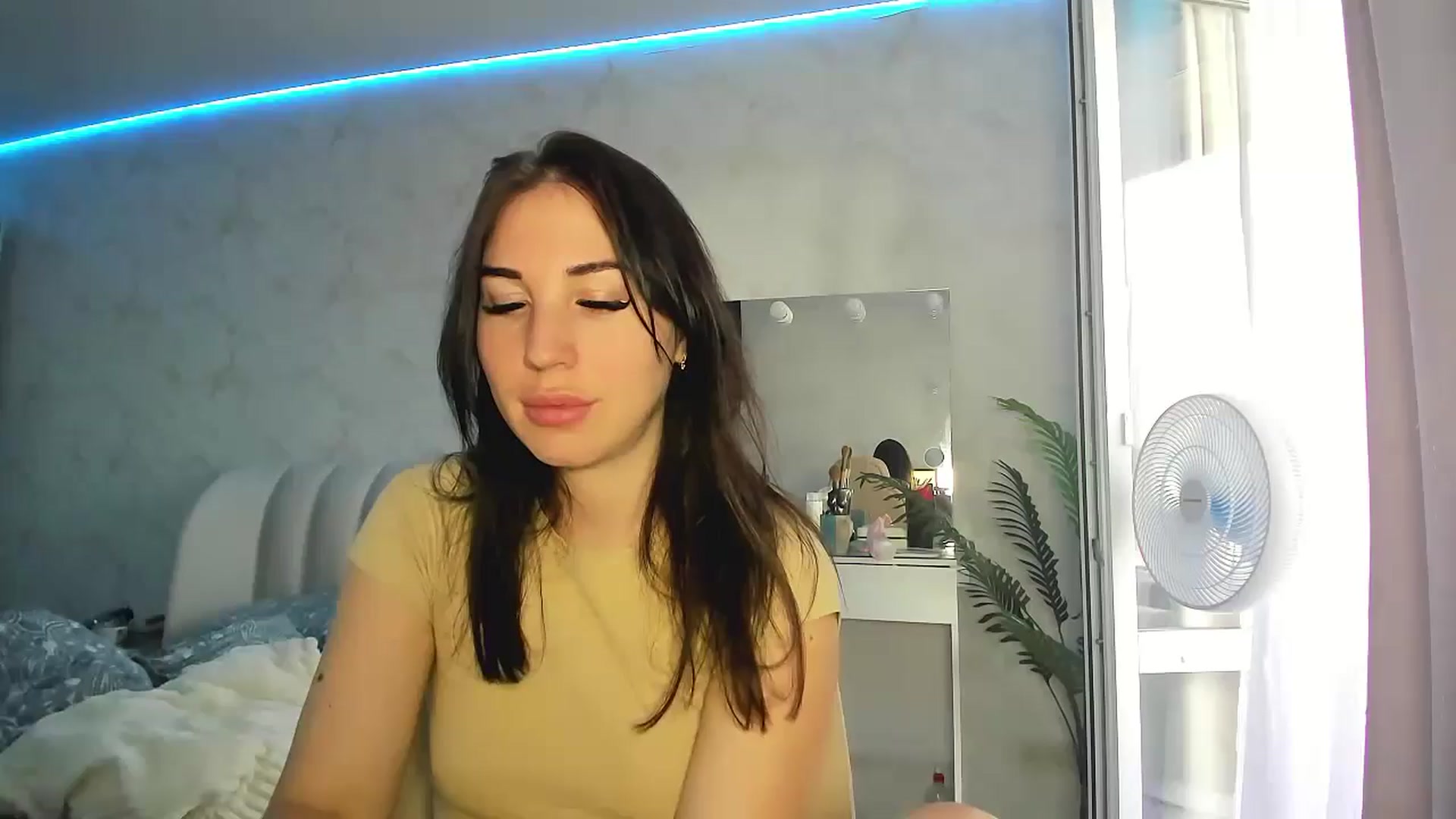 Gallery image thumbnail from Blaze_me's myfreecams stream on, 07/03/2024, 04:48 image 18 of 20