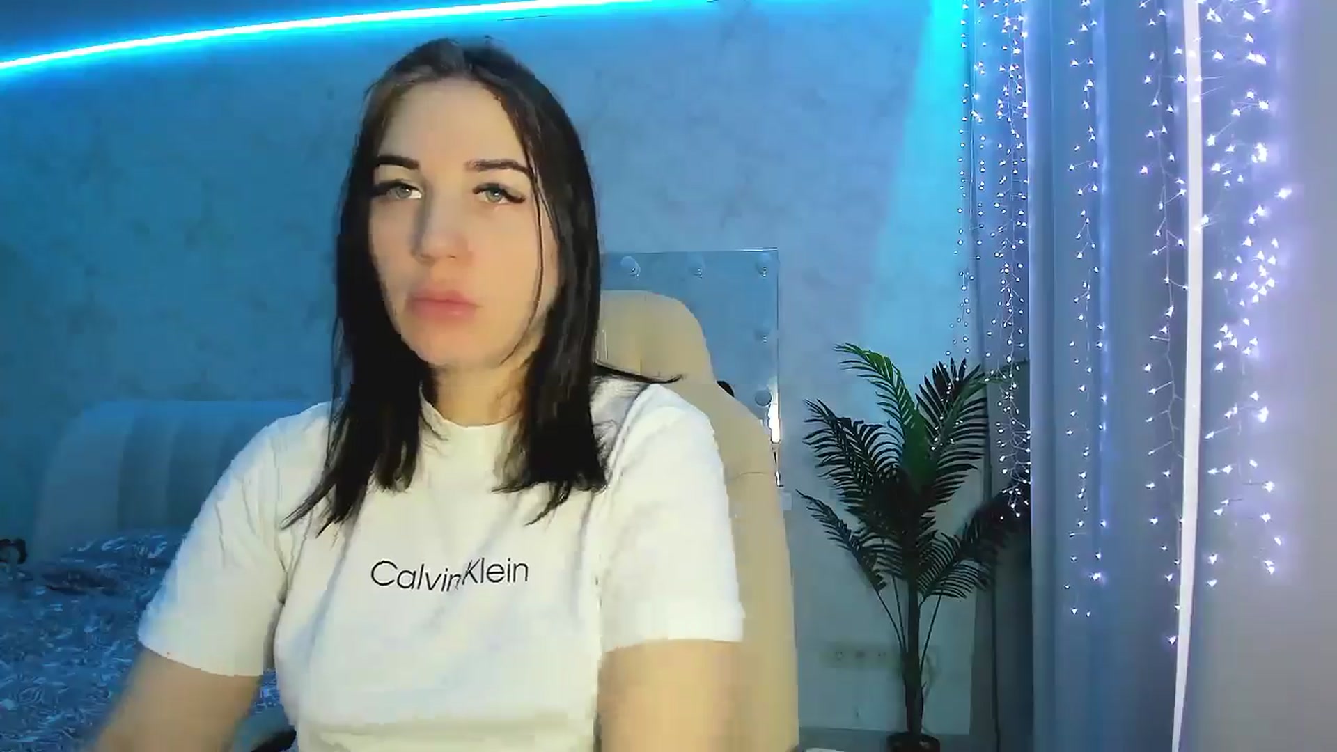 Gallery image thumbnail from Blaze_me's myfreecams stream on, 11/10/2024, 04:59 image 2 of 20
