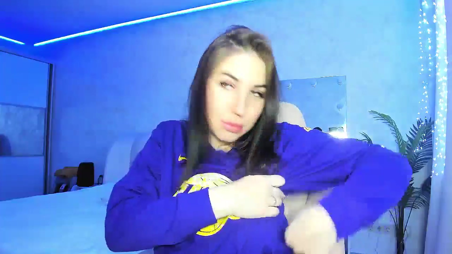 Gallery image thumbnail from Blaze_me's myfreecams stream on, 11/27/2024, 06:45 image 8 of 20