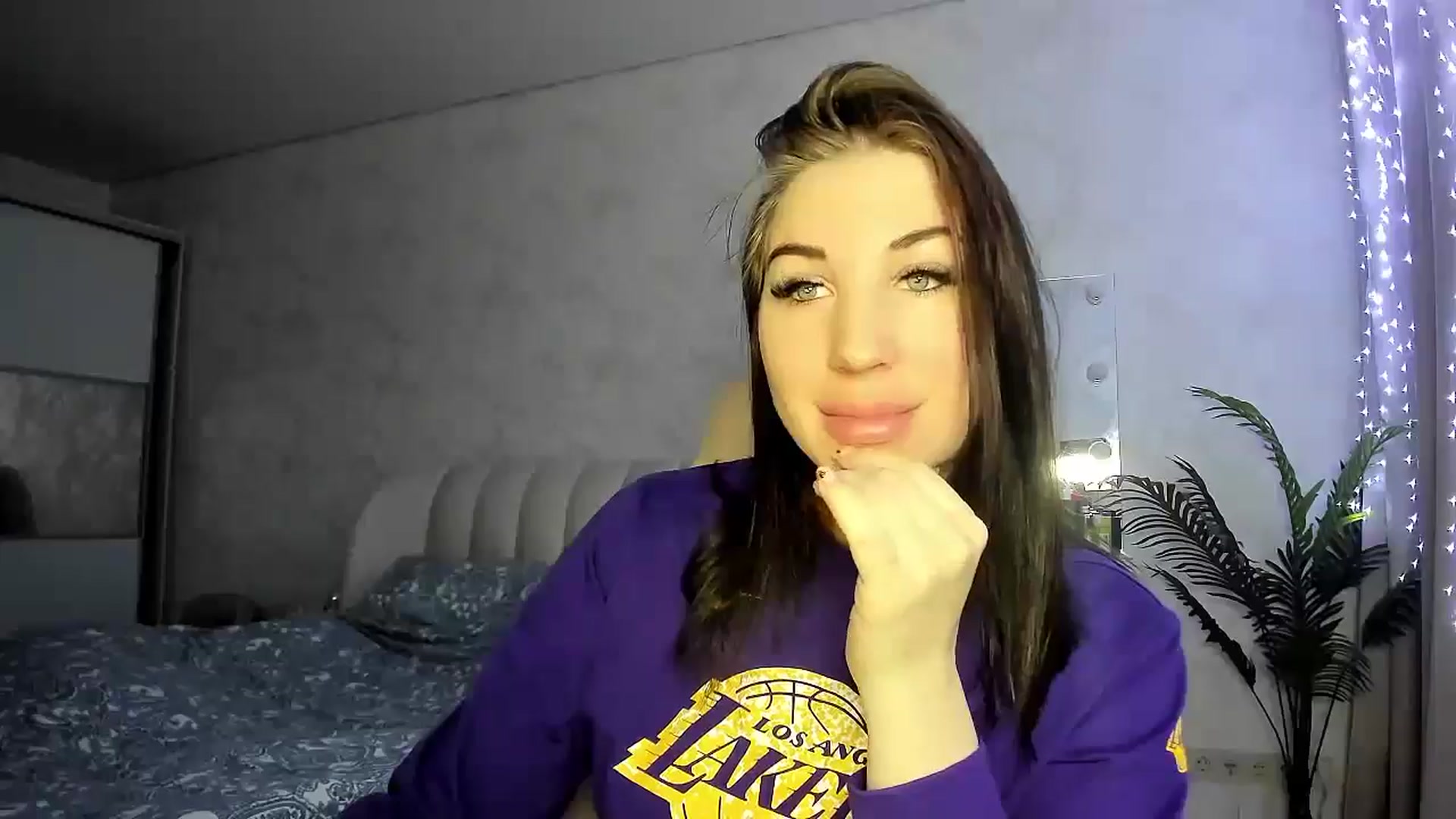 Gallery image thumbnail from Blaze_me's myfreecams stream on, 12/15/2024, 03:18 image 19 of 20