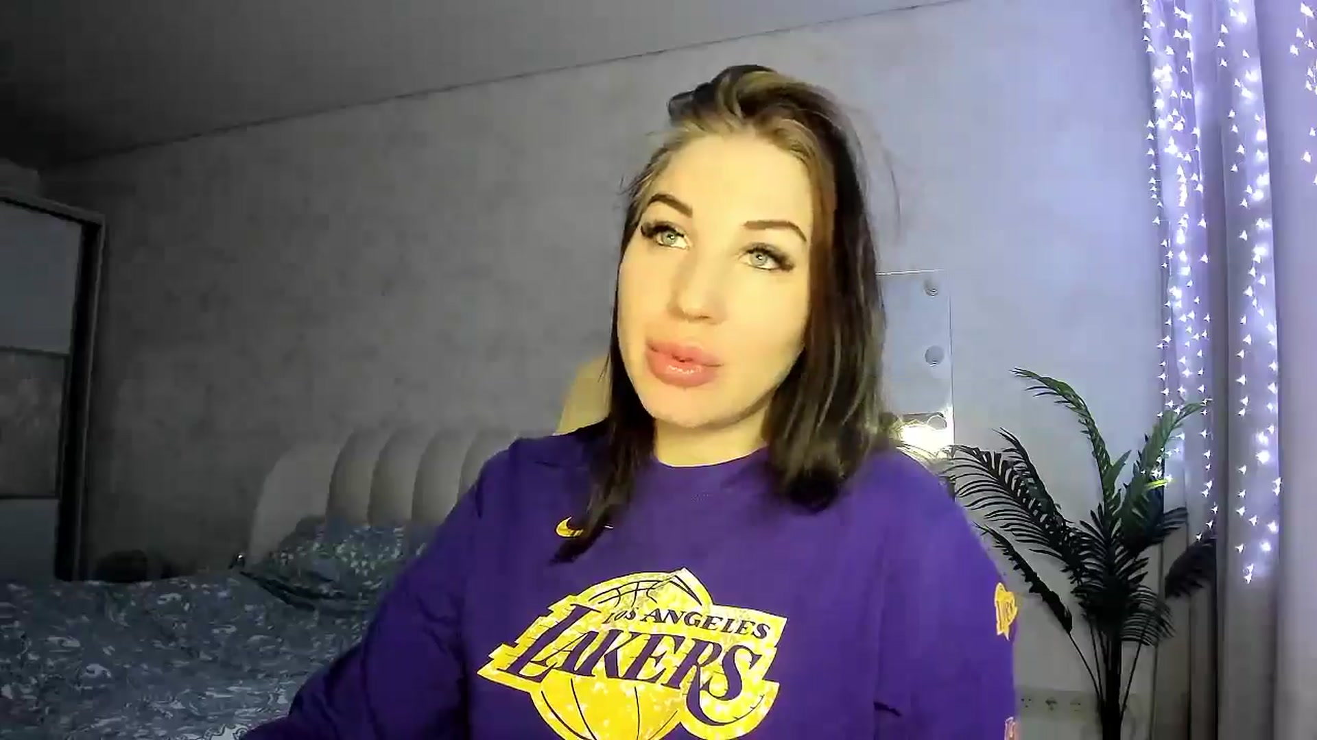Gallery image thumbnail from Blaze_me's myfreecams stream on, 12/15/2024, 03:18 image 11 of 20