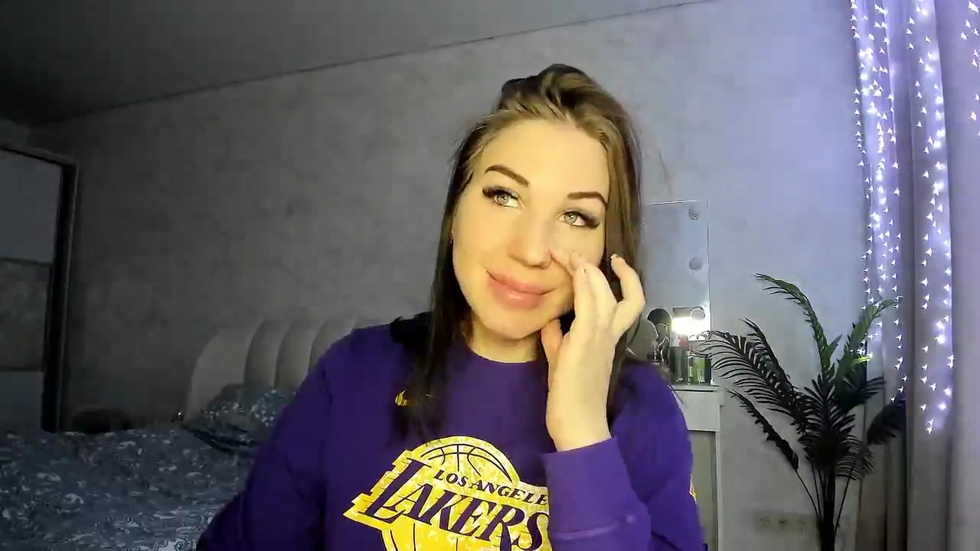 Gallery image thumbnail from Blaze_me's myfreecams stream on, 12/15/2024, 03:18 image 16 of 20