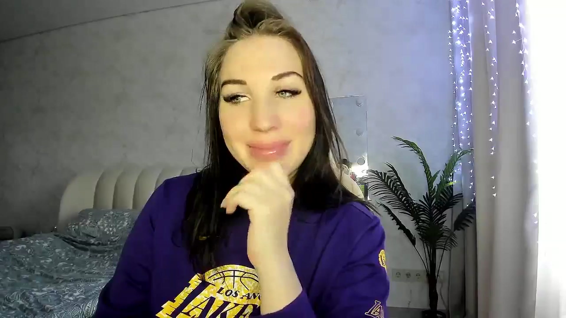 Gallery image thumbnail from Blaze_me's myfreecams stream on, 12/15/2024, 07:30 image 15 of 20