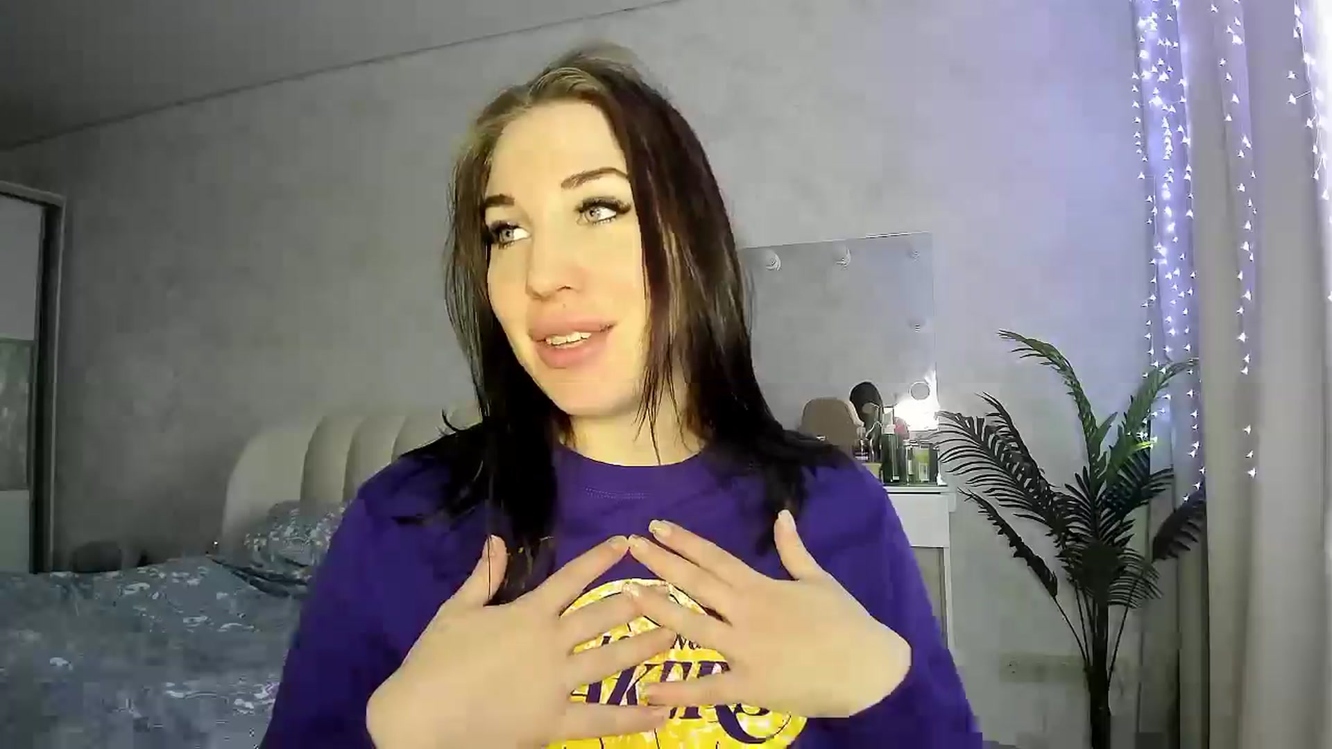 Gallery image thumbnail from Blaze_me's myfreecams stream on, 12/15/2024, 07:30 image 7 of 20