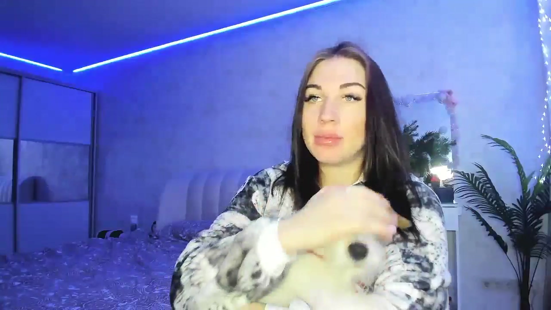 Gallery image thumbnail from Blaze_me's myfreecams stream on, 12/24/2024, 07:47 image 14 of 20