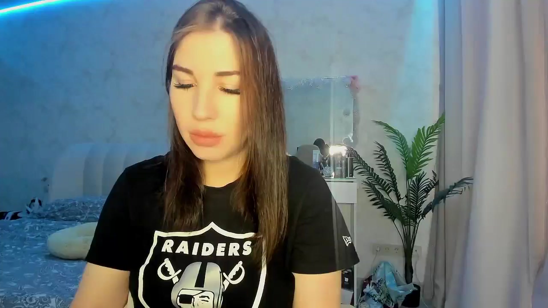 Gallery image thumbnail from Blaze_me's myfreecams stream on, 01/23/2025, 04:21 image 16 of 20