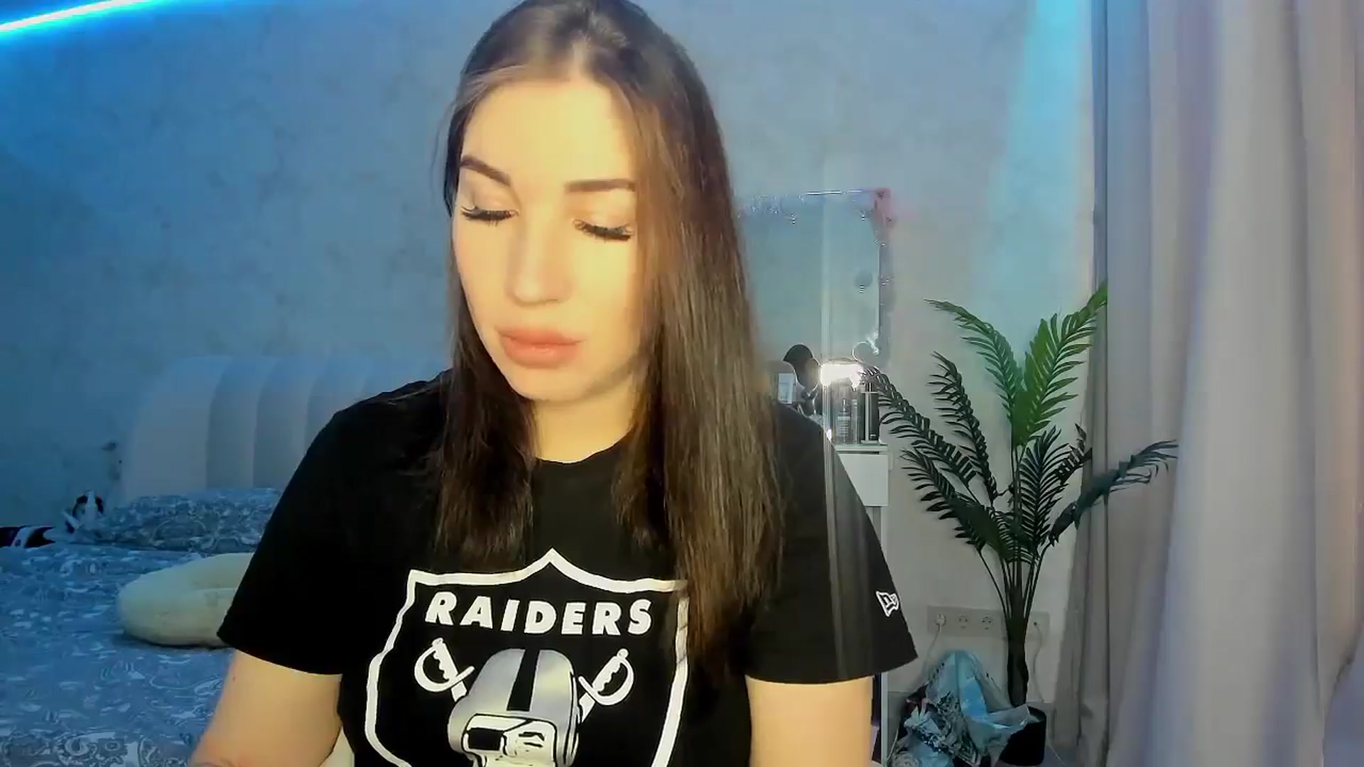 Gallery image thumbnail from Blaze_me's myfreecams stream on, 01/23/2025, 04:21 image 14 of 20