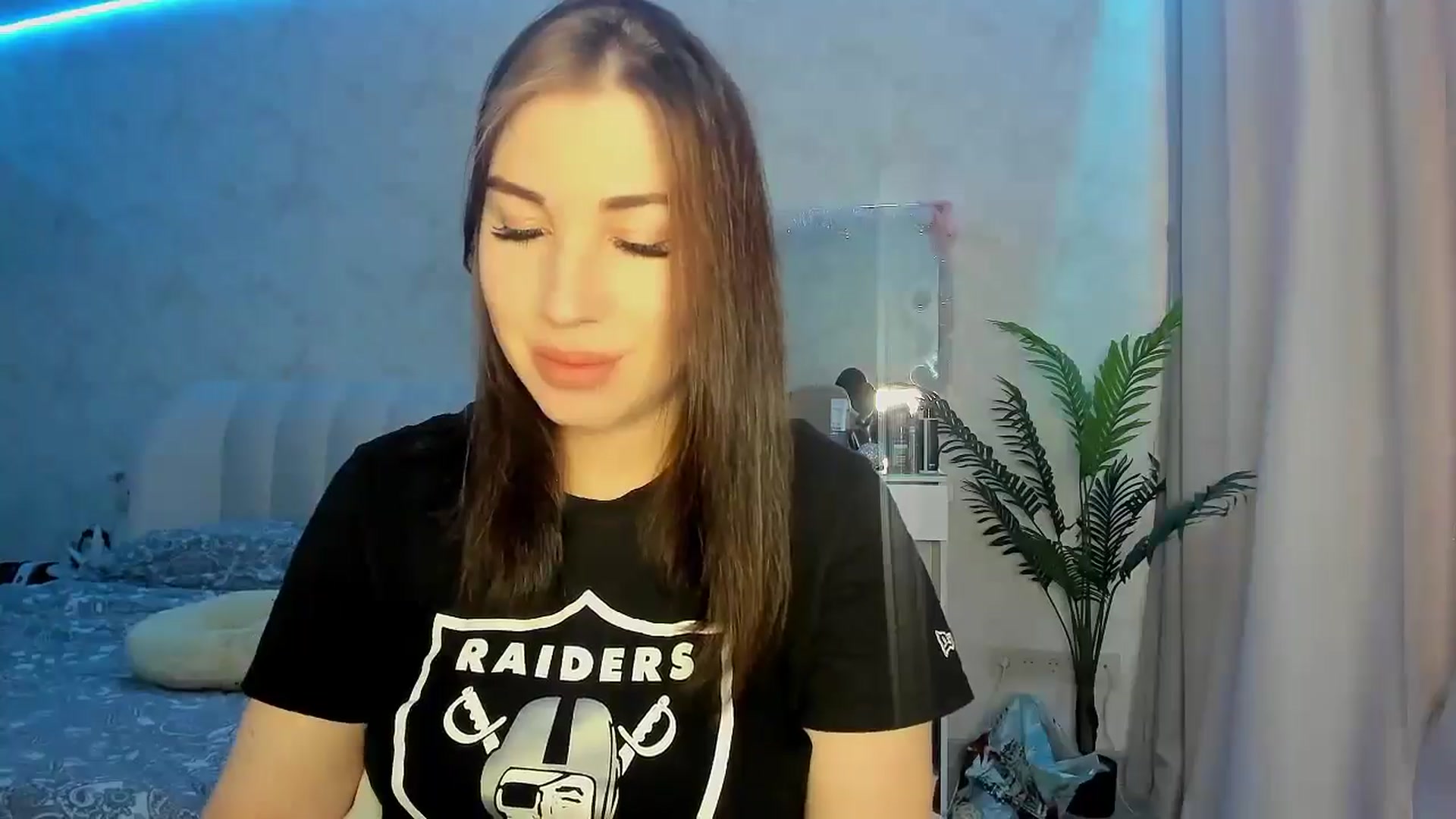 Gallery image thumbnail from Blaze_me's myfreecams stream on, 01/23/2025, 04:21 image 18 of 20