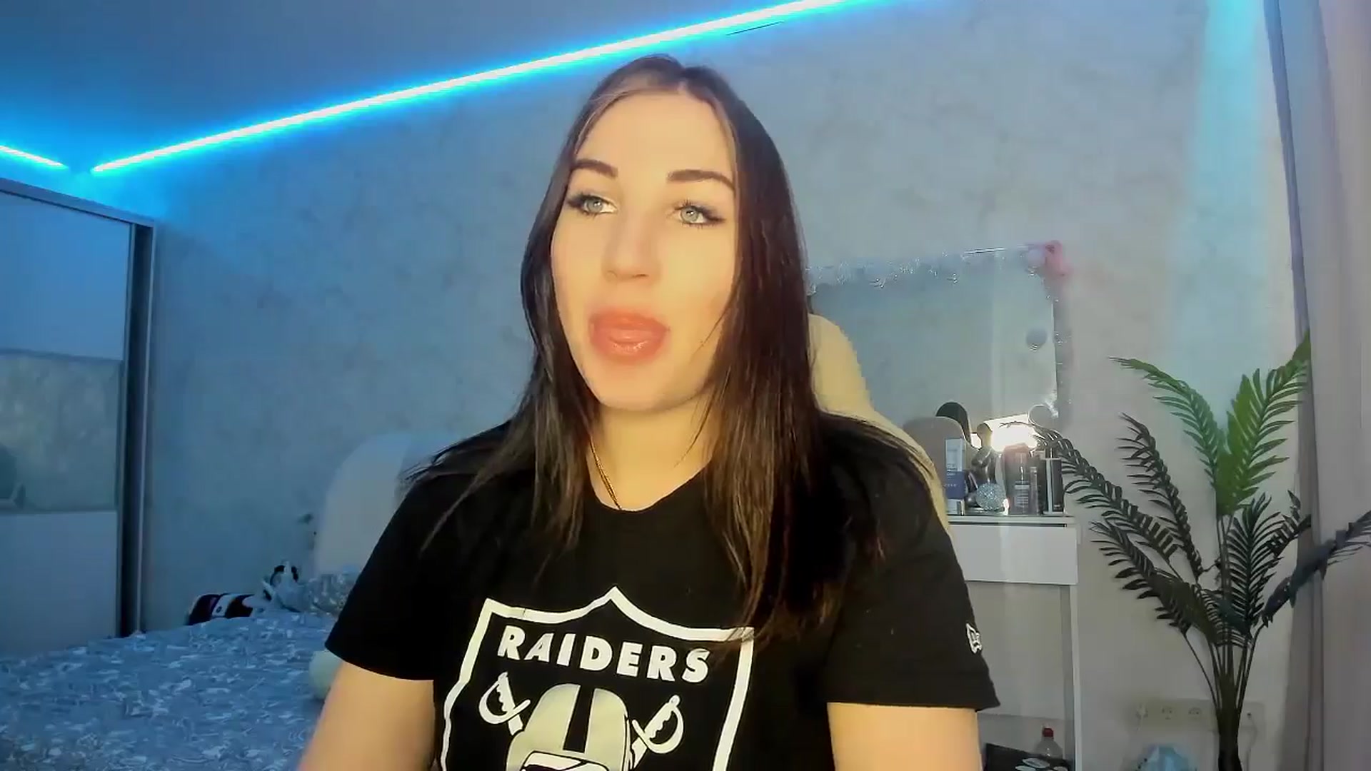 Gallery image thumbnail from Blaze_me's myfreecams stream on, 01/23/2025, 06:23 image 13 of 20