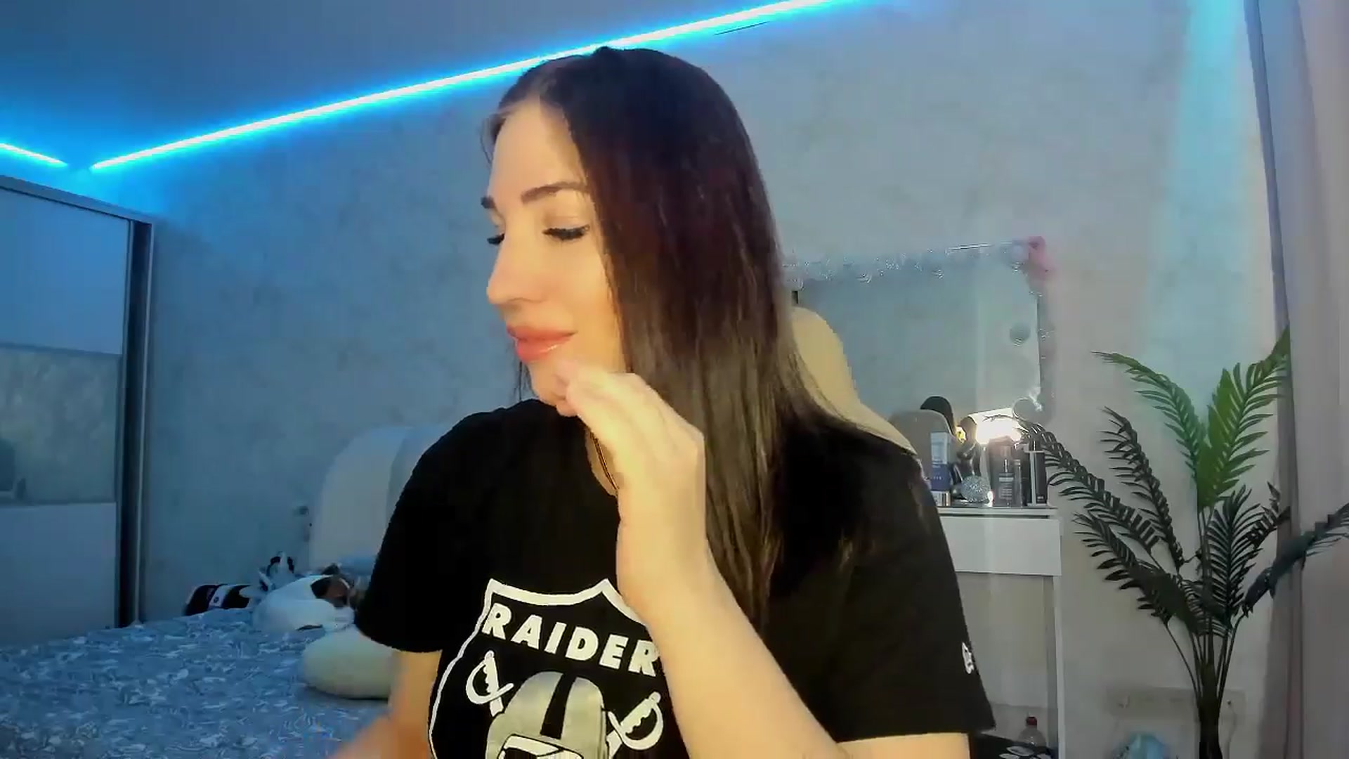 Gallery image thumbnail from Blaze_me's myfreecams stream on, 01/23/2025, 06:23 image 7 of 20