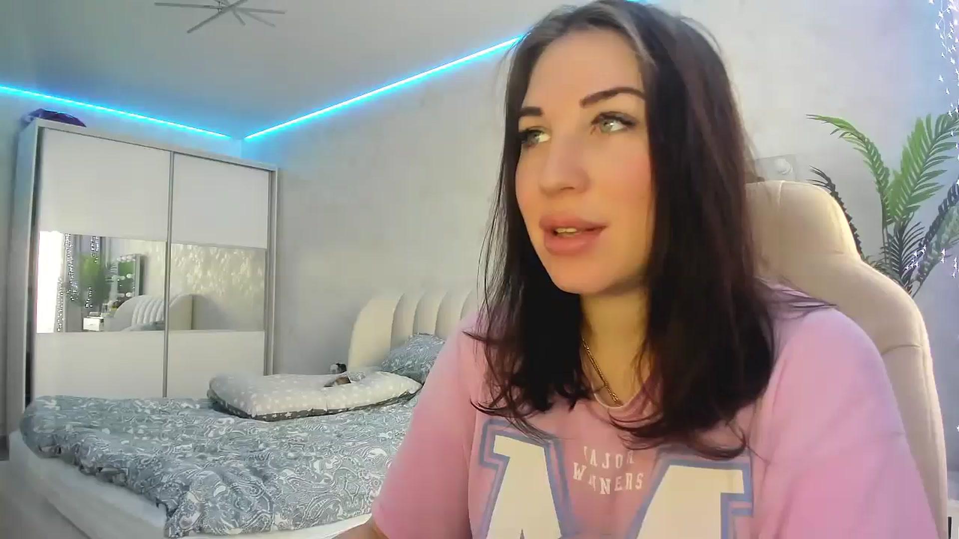 Gallery image thumbnail from Blaze_me's myfreecams stream on, 01/30/2025, 07:06 image 10 of 20