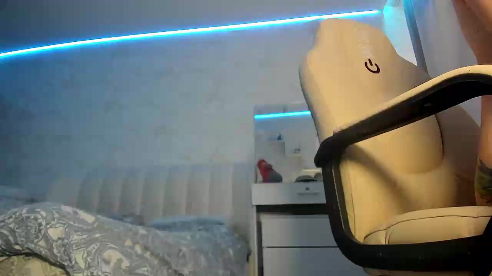 Gallery image thumbnail from Blaze_me's myfreecams stream on, 07/30/2026, 05:59 image 1 of 20
