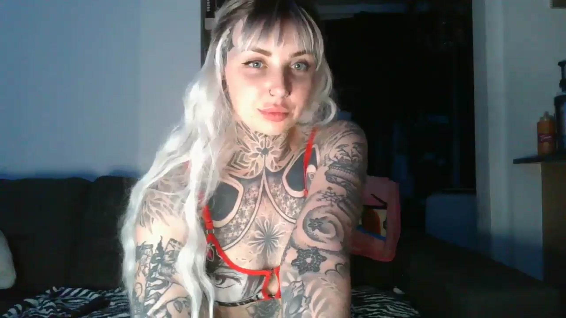 Gallery image thumbnail from BlazedBratx's myfreecams stream on, 07/14/2024, 07:50 image 19 of 20