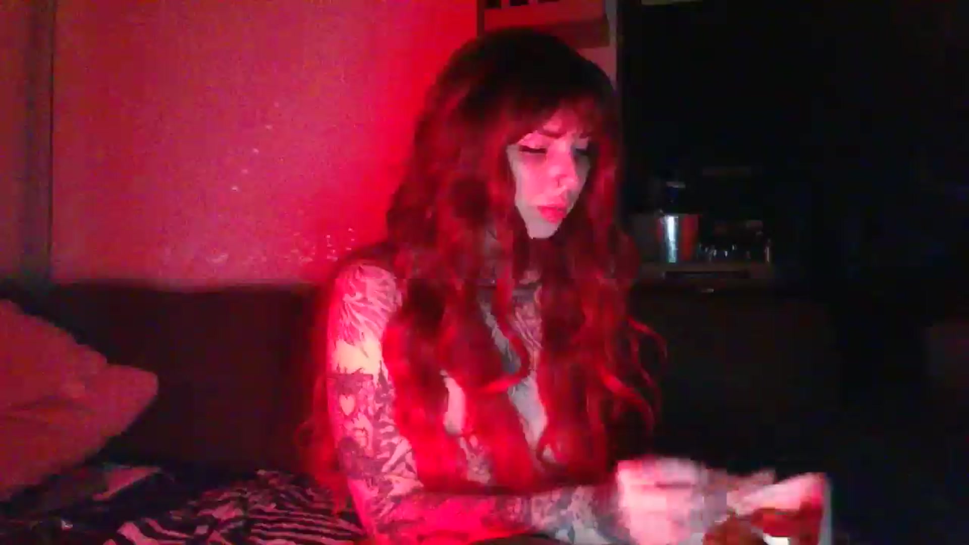 Gallery image thumbnail from BlazedBratx's myfreecams stream on, 07/17/2024, 06:55 image 8 of 20