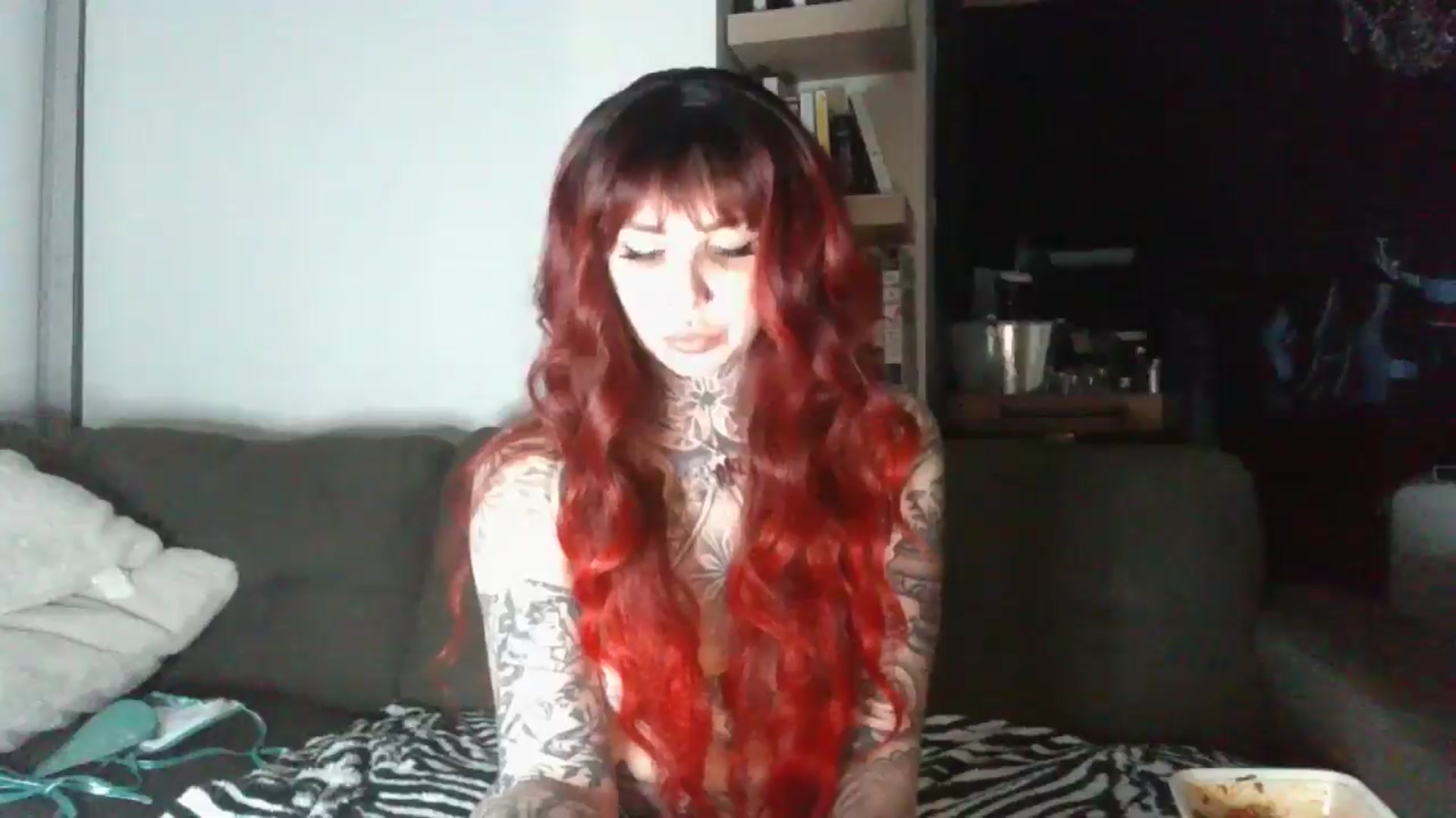 Gallery image thumbnail from BlazedBratx's myfreecams stream on, 07/17/2024, 06:55 image 16 of 20