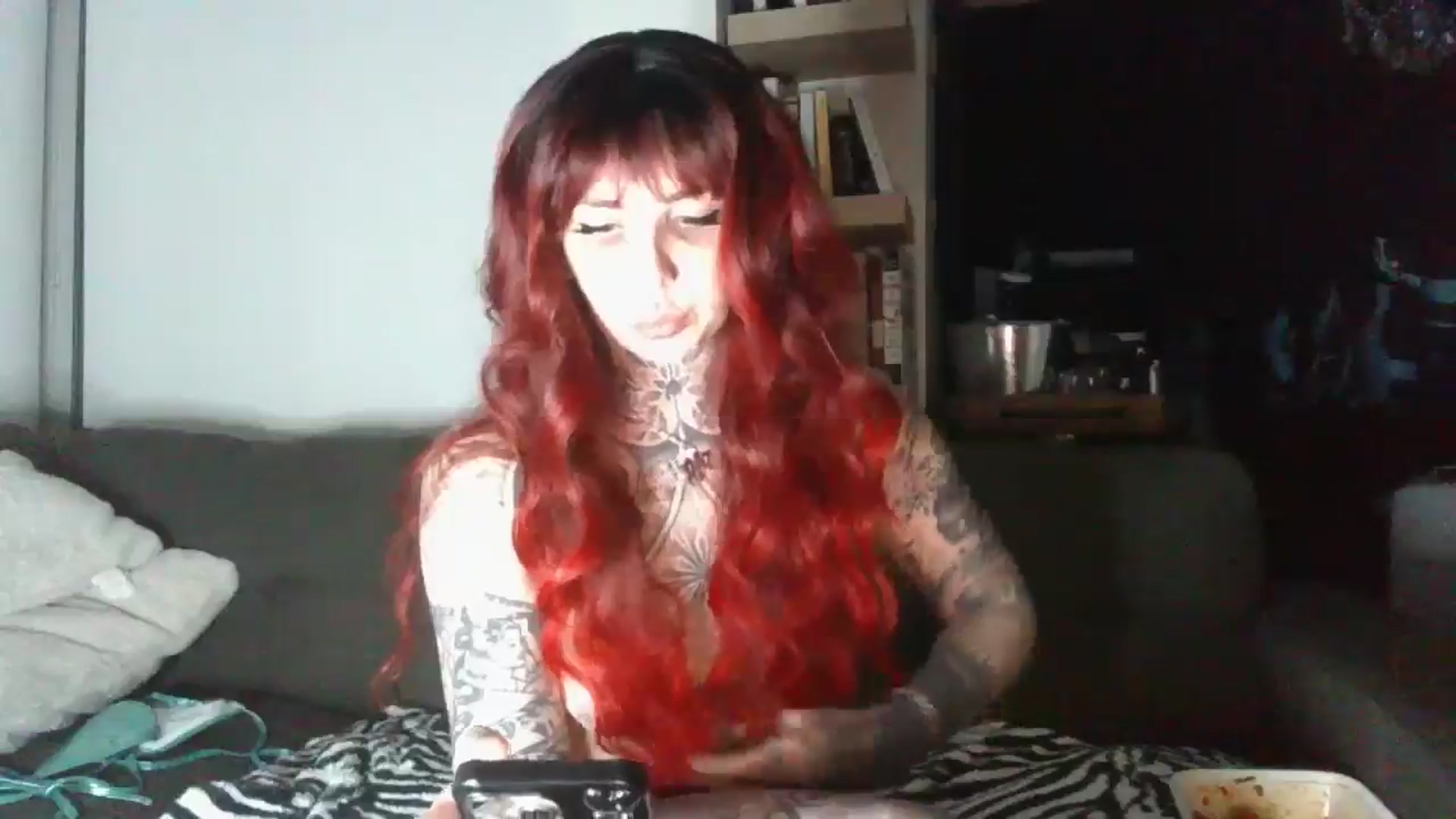 Gallery image thumbnail from BlazedBratx's myfreecams stream on, 07/17/2024, 06:55 image 17 of 20