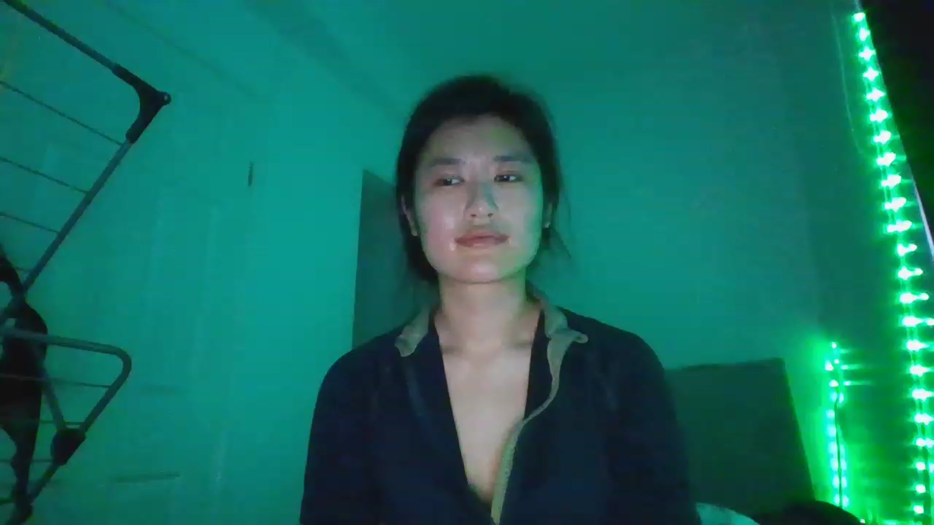 Gallery image thumbnail from Blazinazn420_'s myfreecams stream on, 12/26/2022, 16:23 image 4 of 20