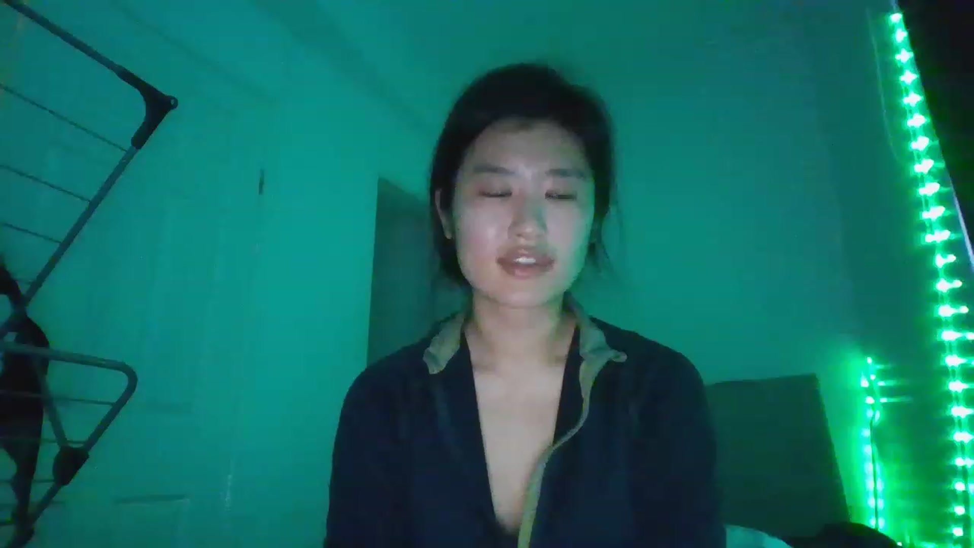 Gallery image thumbnail from Blazinazn420_'s myfreecams stream on, 12/26/2022, 16:23 image 5 of 20