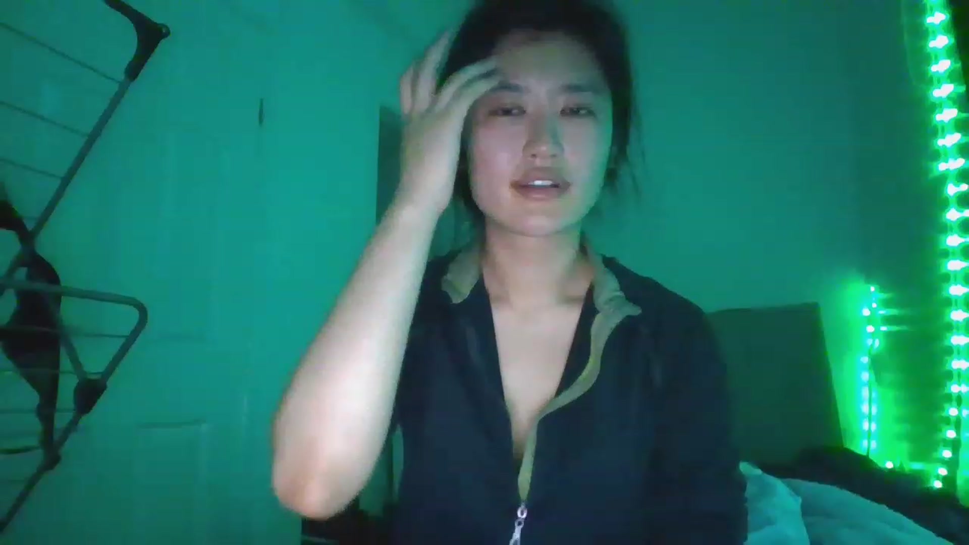 Gallery image thumbnail from Blazinazn420_'s myfreecams stream on, 12/26/2022, 16:23 image 17 of 20