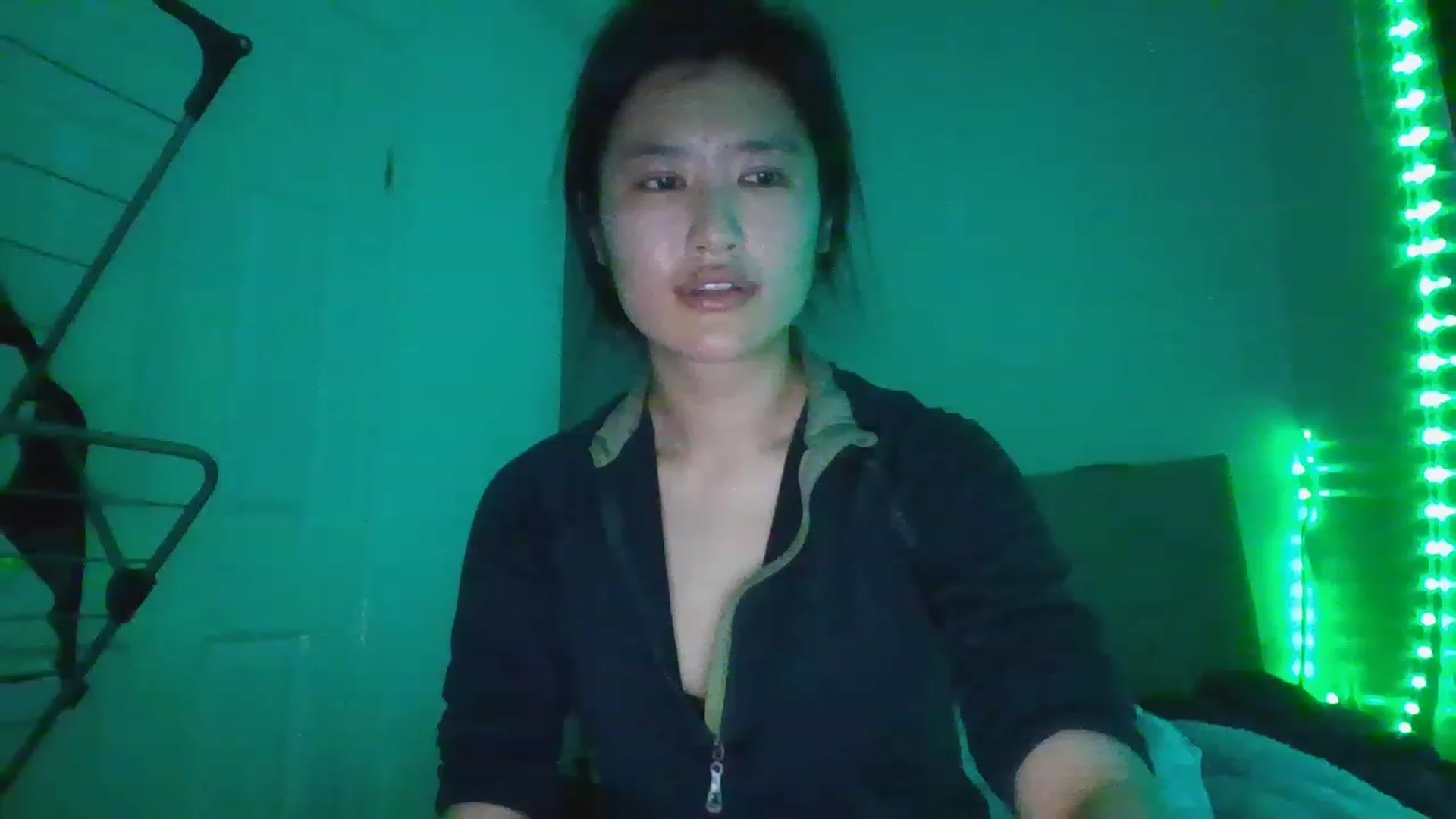 Gallery image thumbnail from Blazinazn420_'s myfreecams stream on, 12/26/2022, 16:23 image 8 of 20