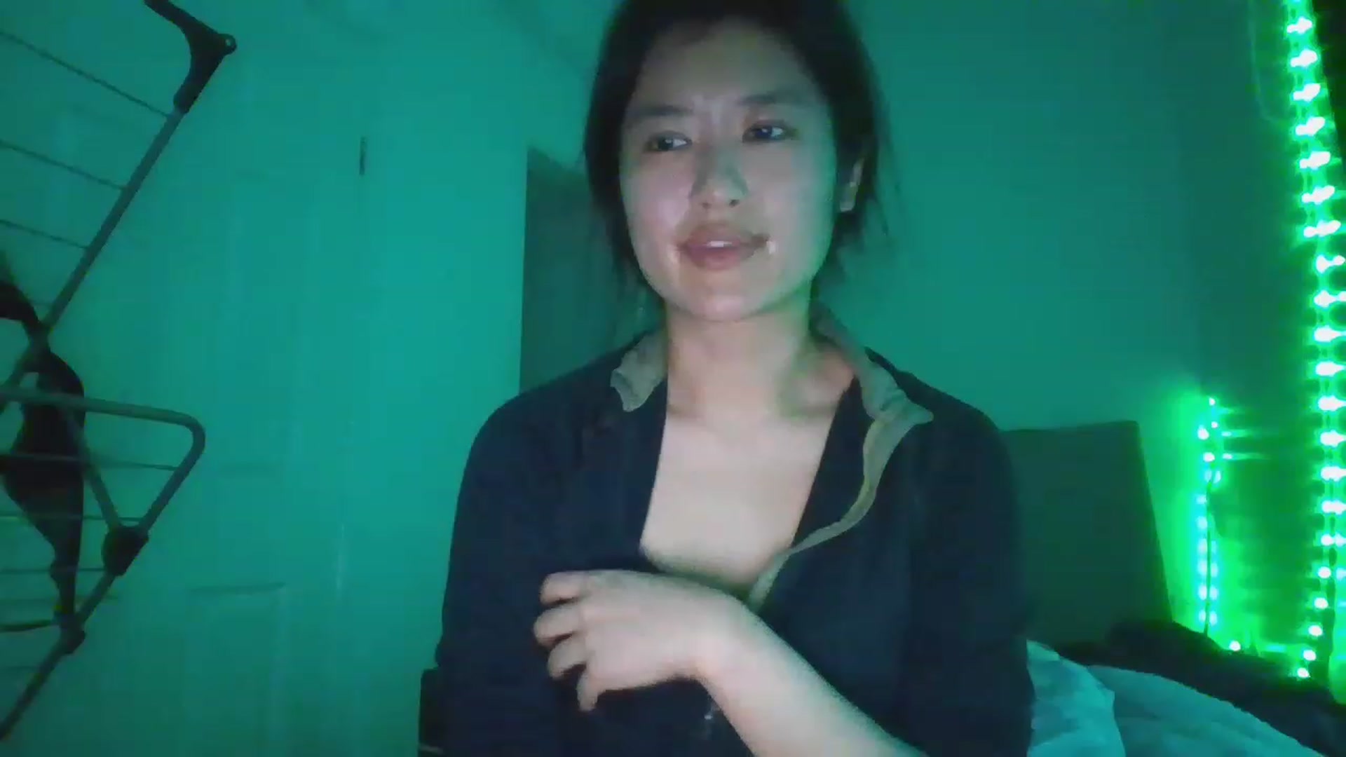 Gallery image thumbnail from Blazinazn420_'s myfreecams stream on, 12/26/2022, 16:23 image 14 of 20