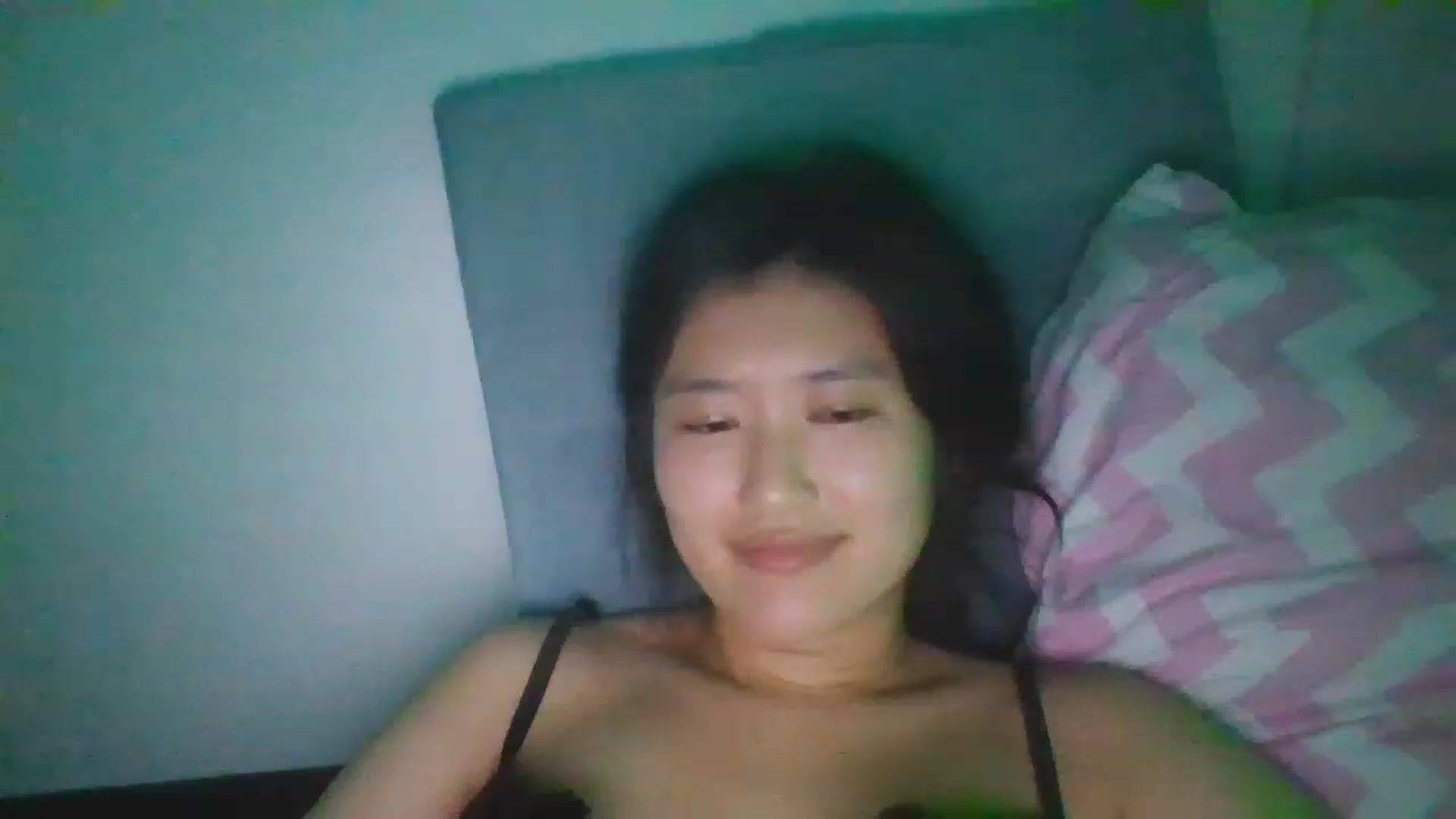 Gallery image thumbnail from Blazinazn420_'s myfreecams stream on, 12/31/2022, 16:35 image 12 of 20