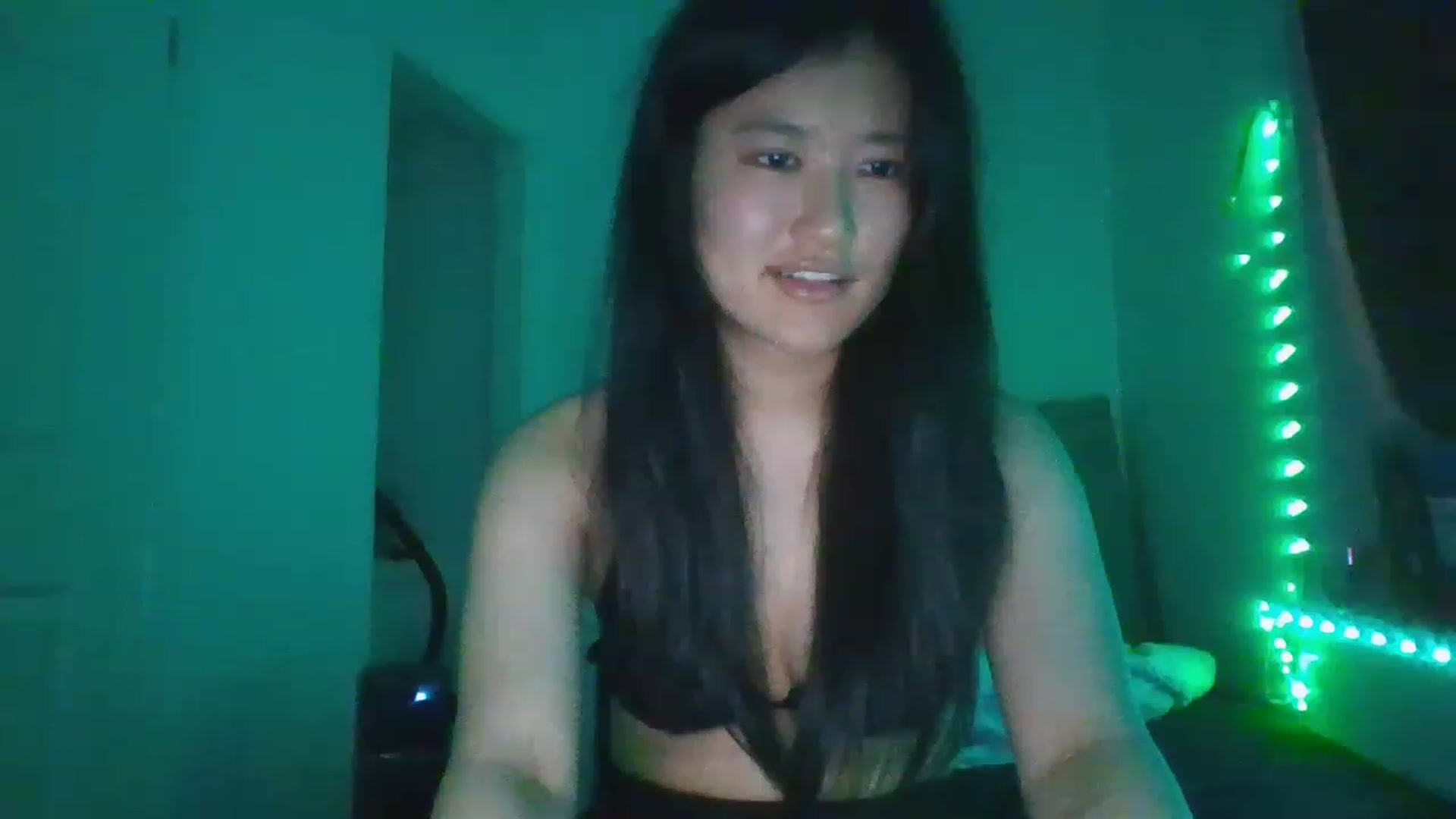 Gallery image thumbnail from Blazinazn420_'s myfreecams stream on, 01/01/2023, 16:51 image 15 of 20