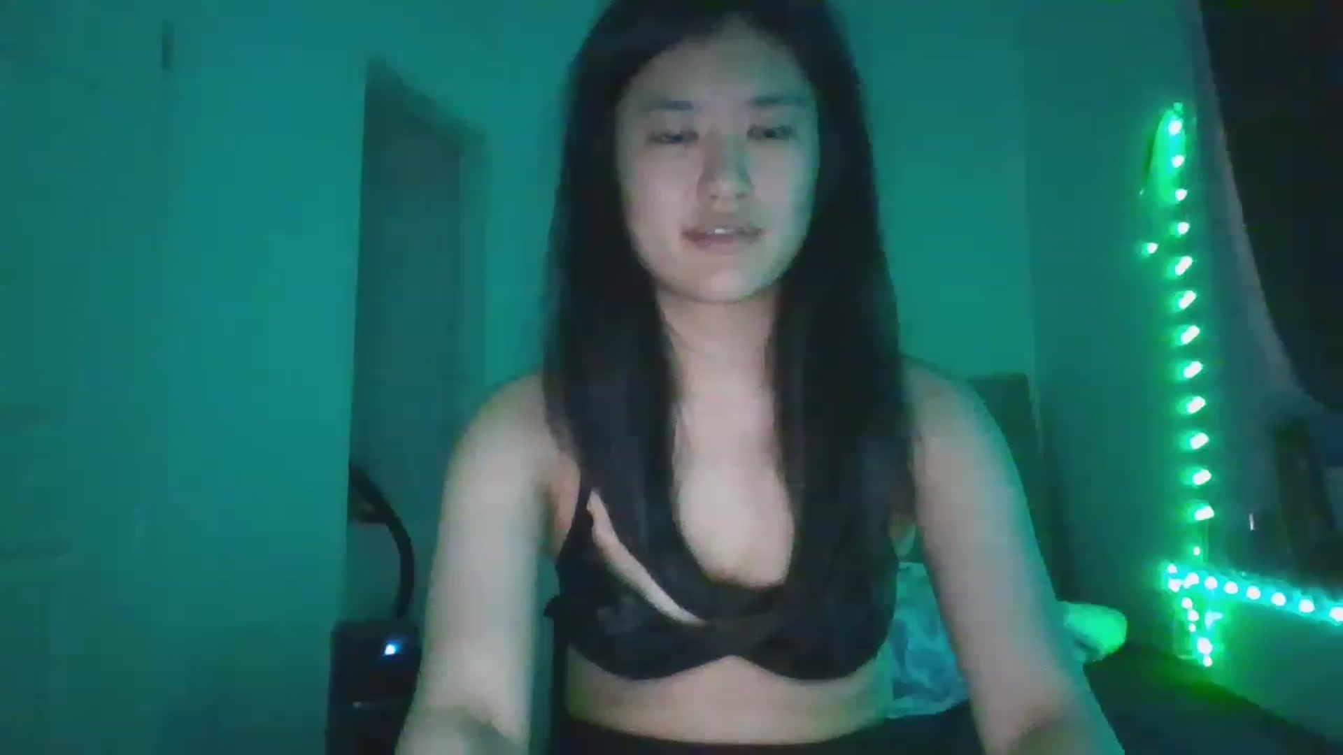 Gallery image thumbnail from Blazinazn420_'s myfreecams stream on, 01/01/2023, 16:51 image 13 of 20