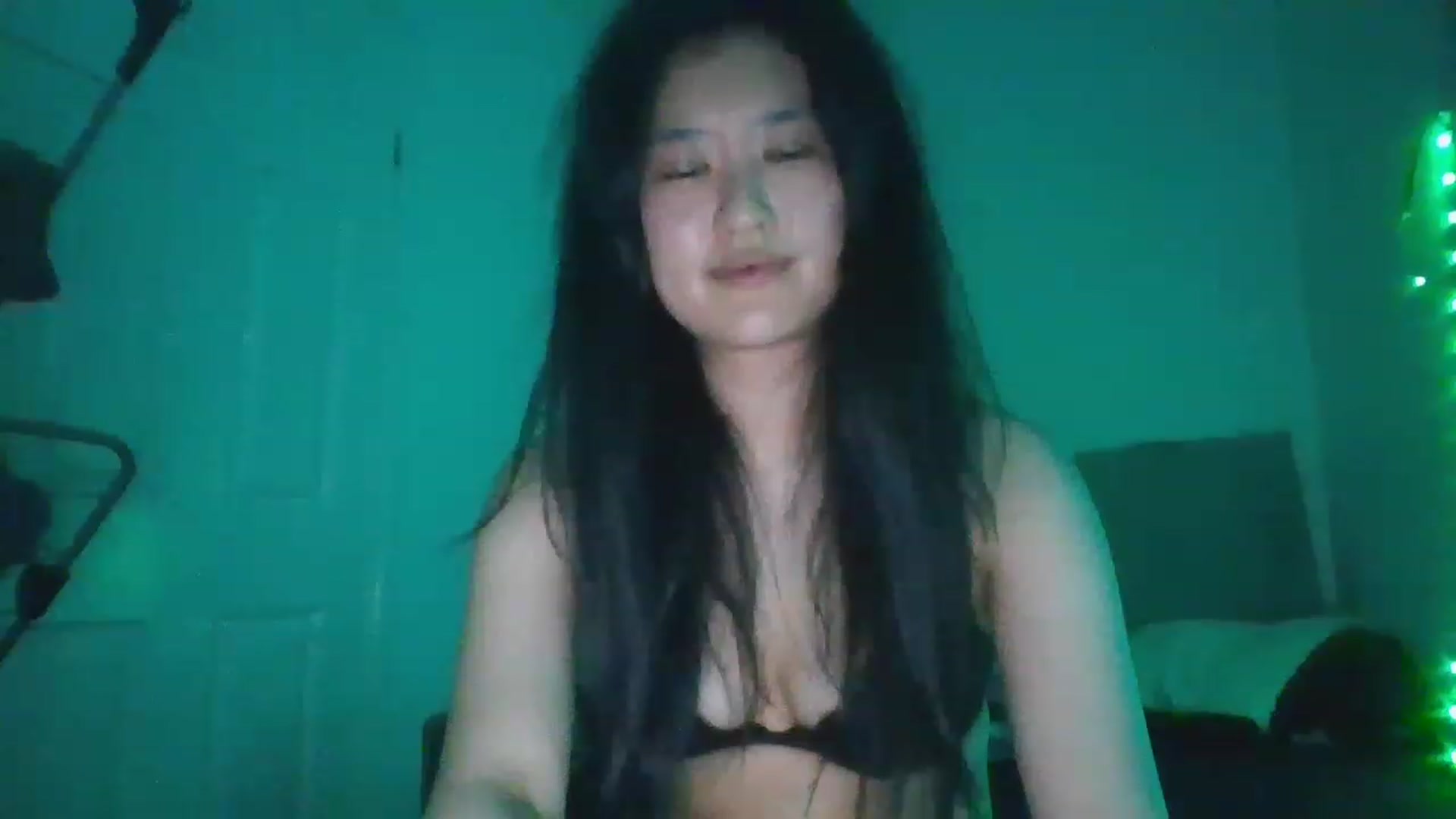 Gallery image thumbnail from Blazinazn420_'s myfreecams stream on, 01/02/2023, 19:25 image 5 of 20