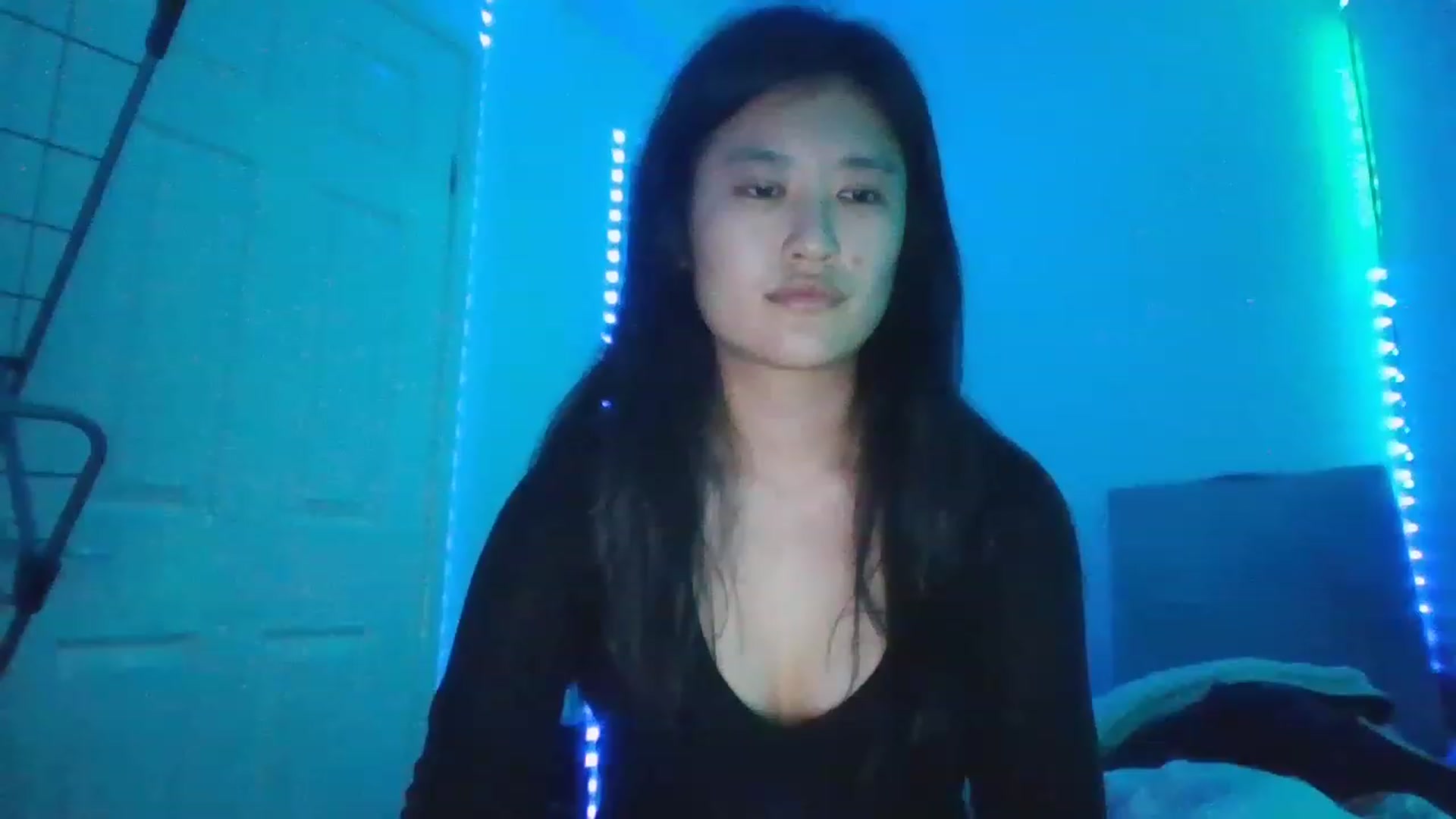 Gallery image thumbnail from Blazinazn420_'s myfreecams stream on, 01/05/2023, 15:59 image 13 of 20