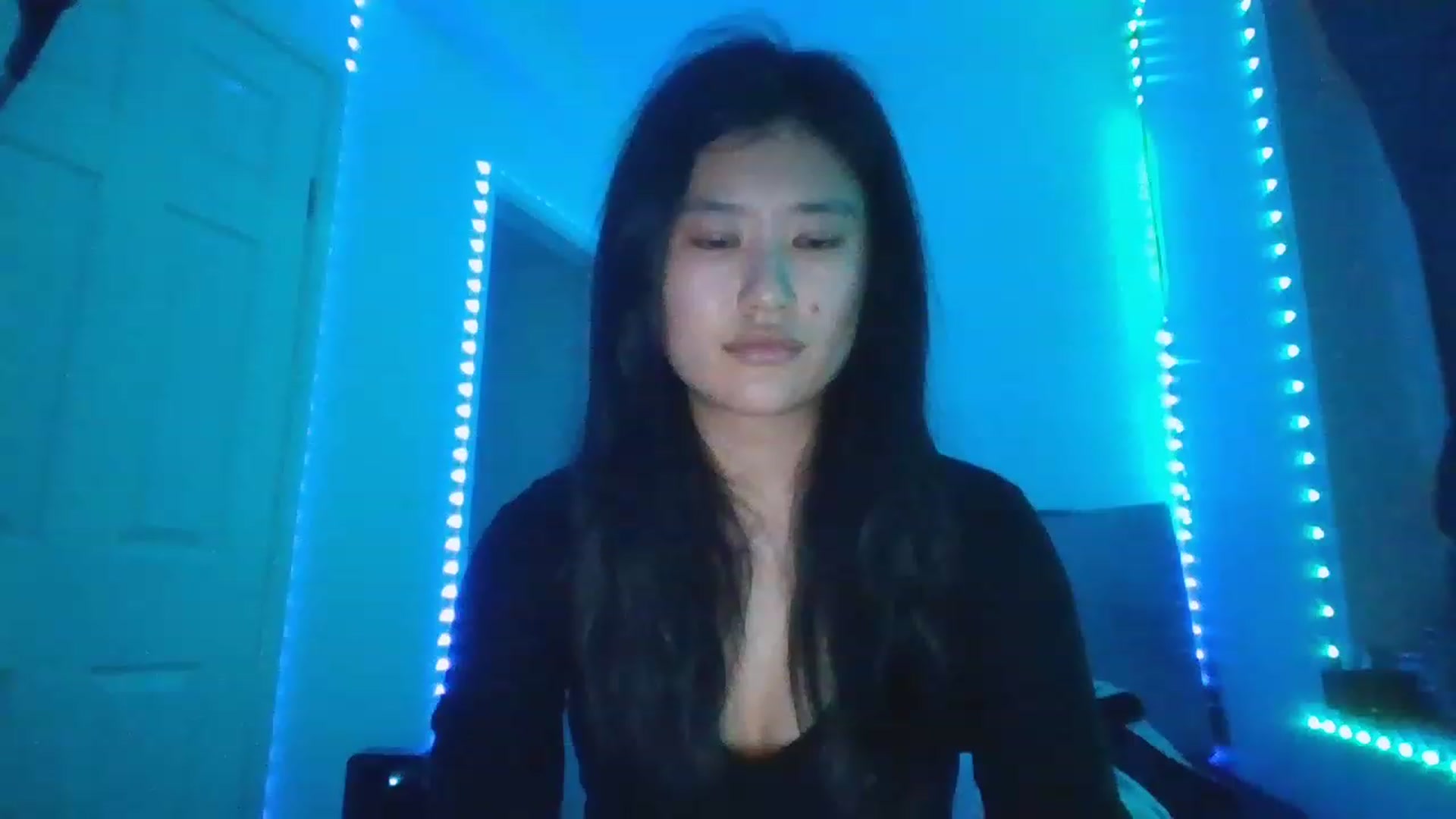 Gallery image thumbnail from Blazinazn420_'s myfreecams stream on, 01/05/2023, 17:13 image 8 of 20