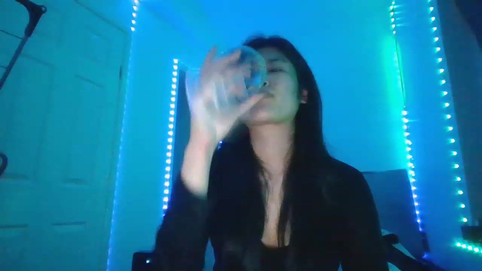 Gallery image thumbnail from Blazinazn420_'s myfreecams stream on, 01/05/2023, 17:13 image 19 of 20