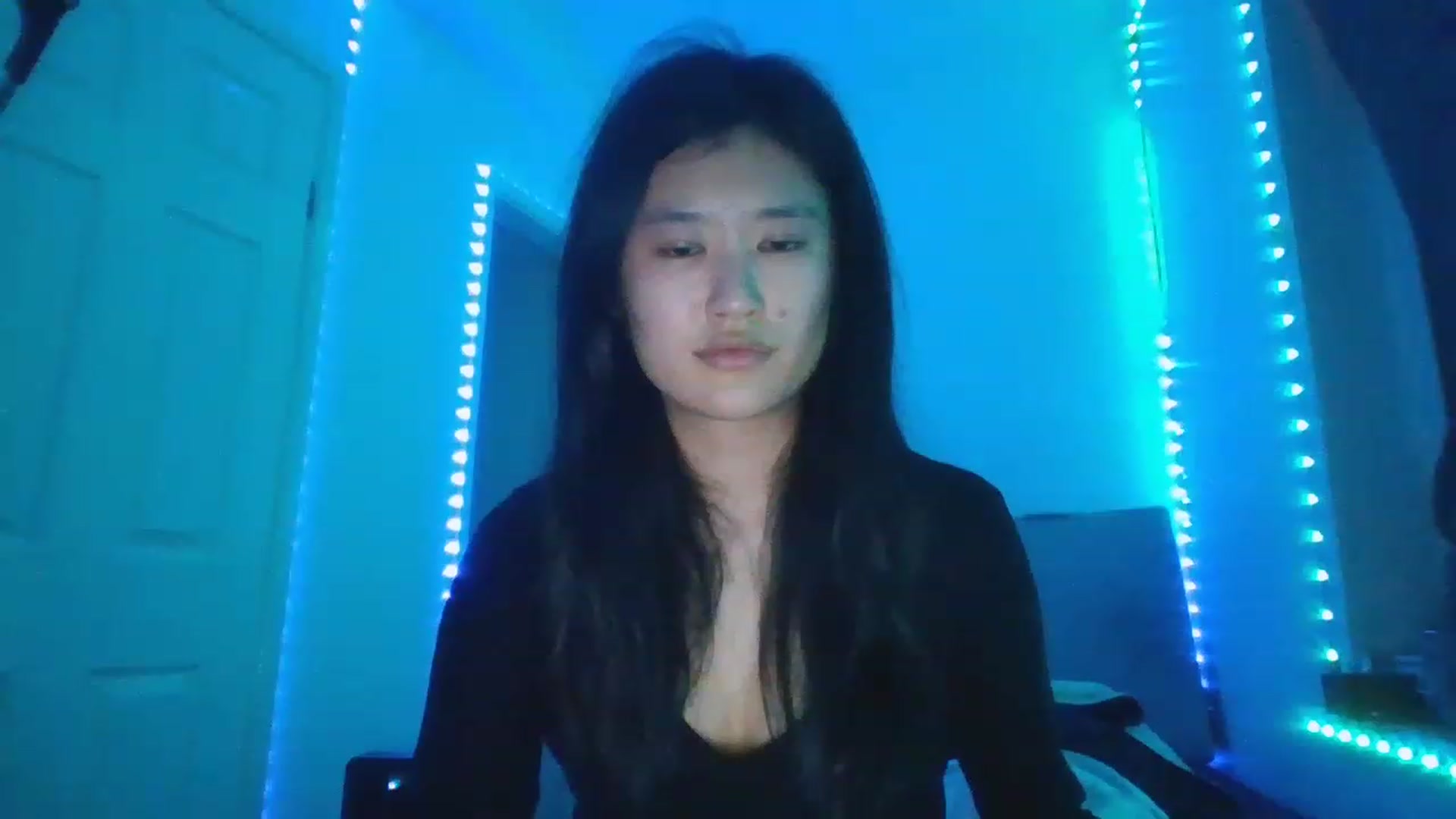Gallery image thumbnail from Blazinazn420_'s myfreecams stream on, 01/05/2023, 17:13 image 7 of 20