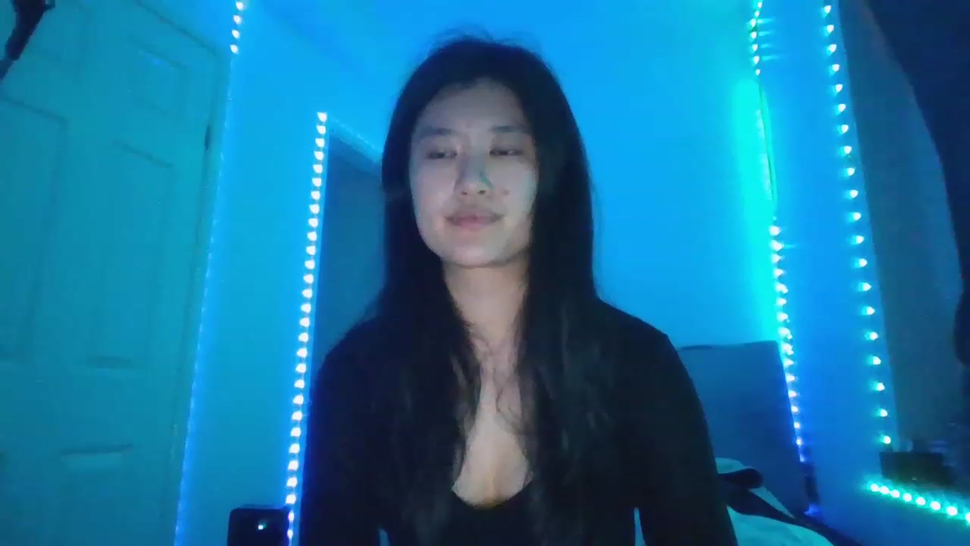 Gallery image thumbnail from Blazinazn420_'s myfreecams stream on, 01/05/2023, 17:13 image 4 of 20