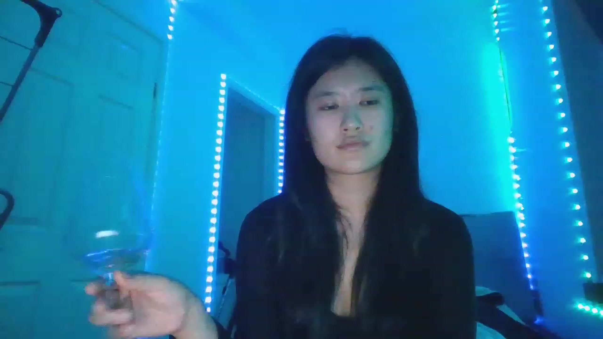 Gallery image thumbnail from Blazinazn420_'s myfreecams stream on, 01/05/2023, 17:13 image 20 of 20