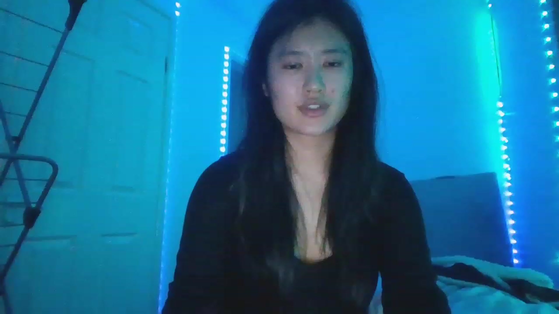 Gallery image thumbnail from Blazinazn420_'s myfreecams stream on, 01/05/2023, 17:51 image 17 of 20
