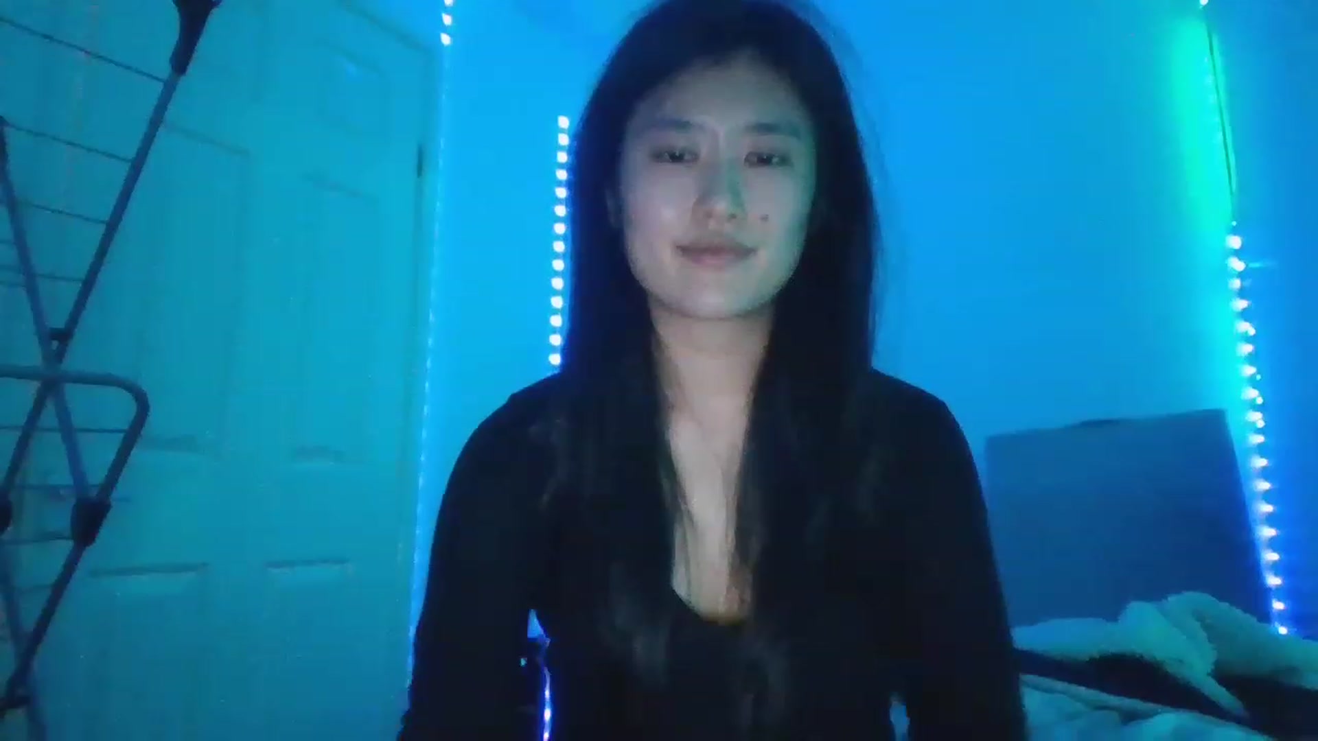 Gallery image thumbnail from Blazinazn420_'s myfreecams stream on, 01/05/2023, 17:51 image 11 of 20