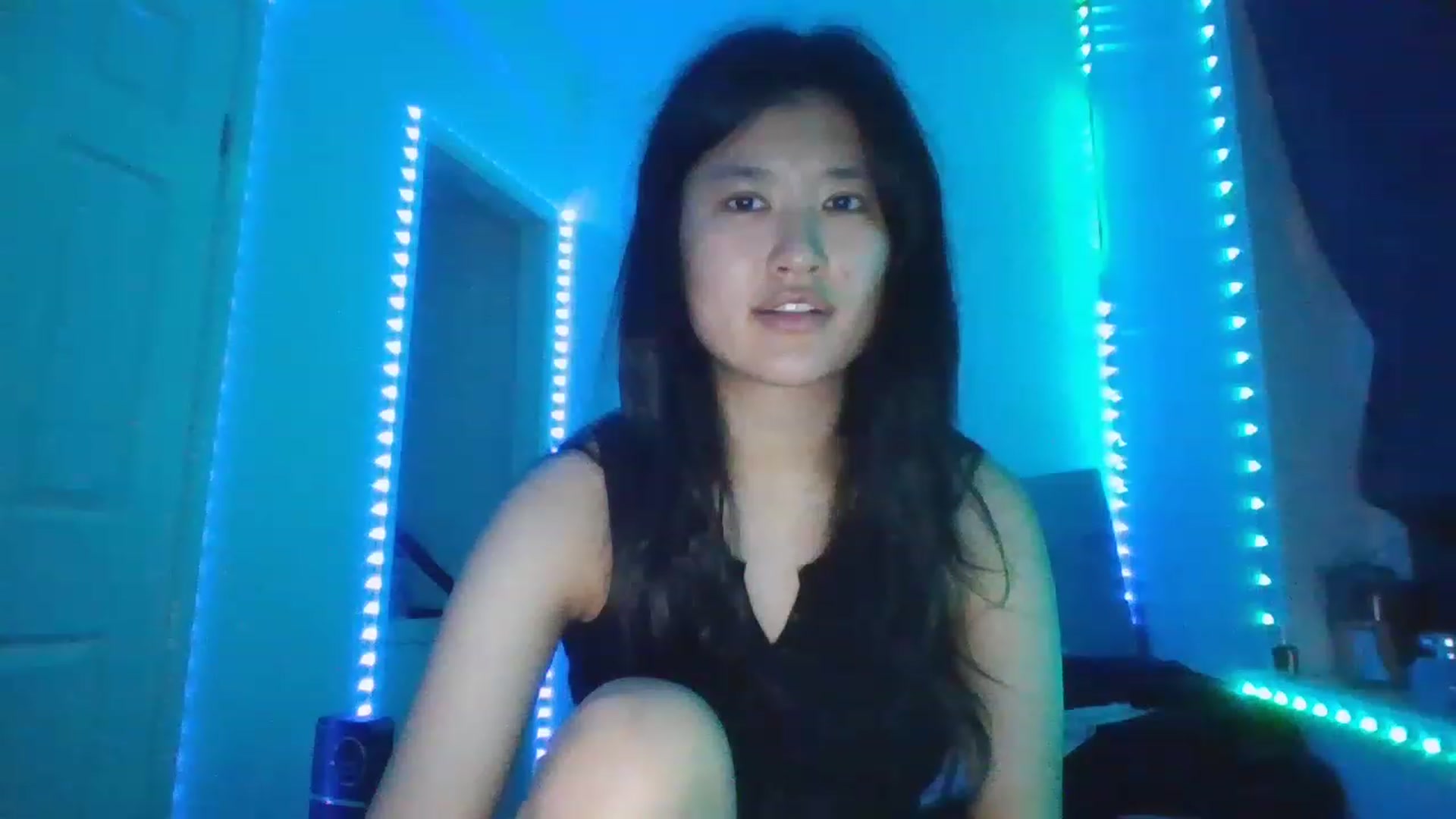 Gallery image thumbnail from Blazinazn420_'s myfreecams stream on, 01/08/2023, 02:23 image 3 of 20